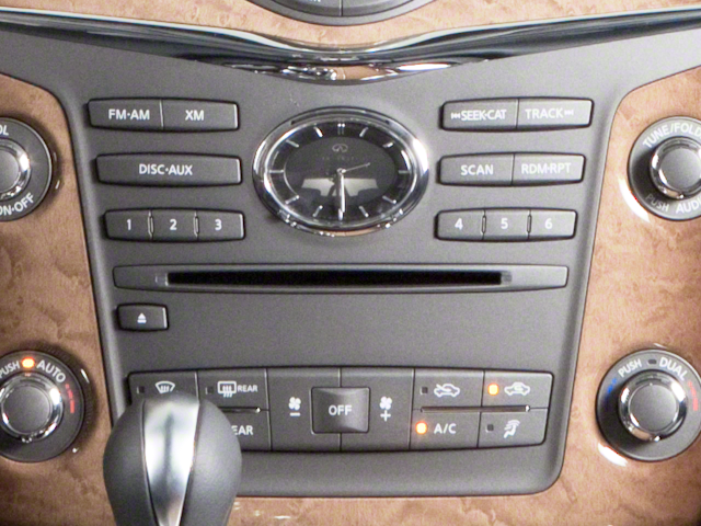 2011 INFINITI QX56 Base