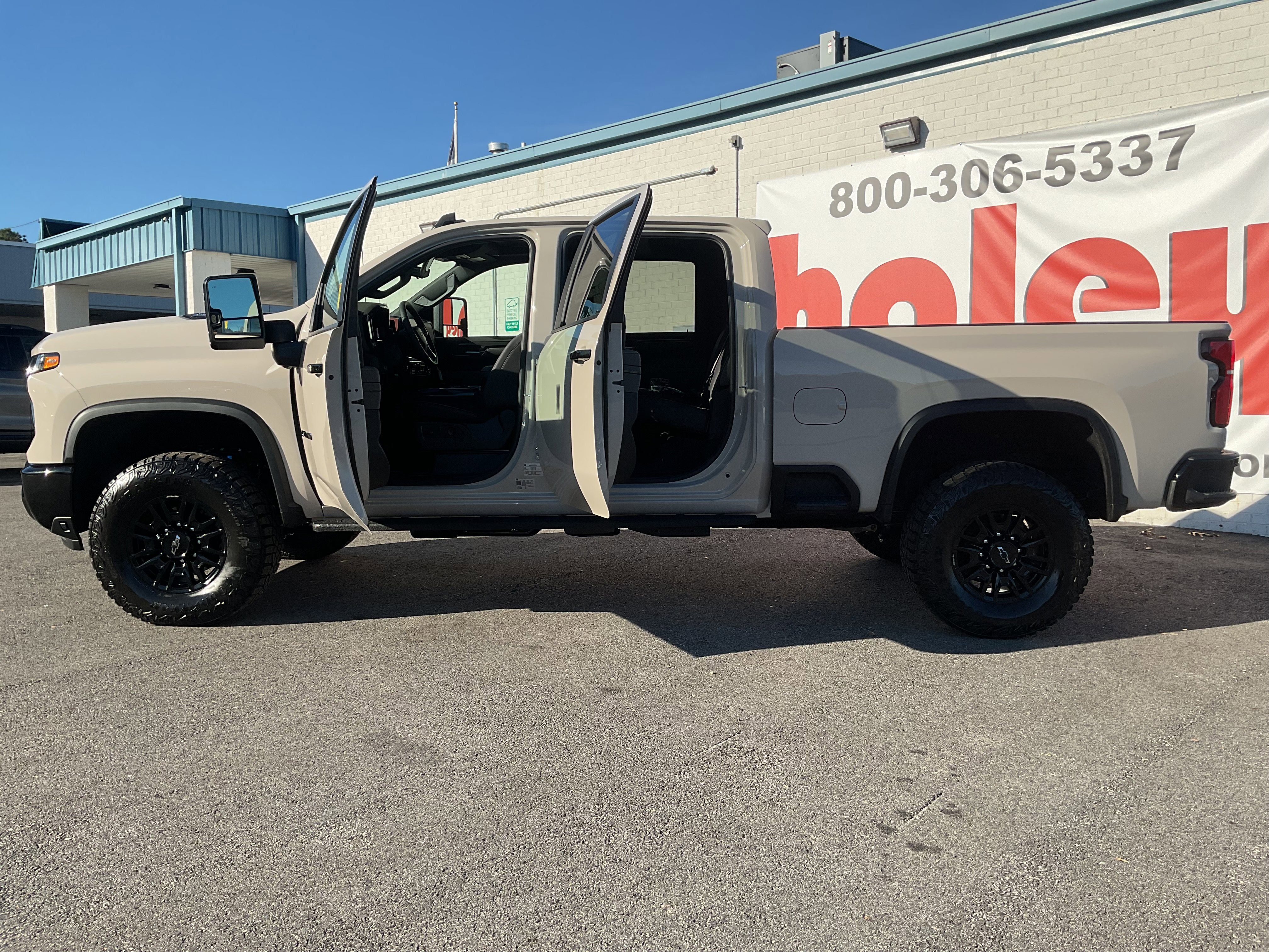 2026 Chevrolet Silverado 2500 HD ZR2