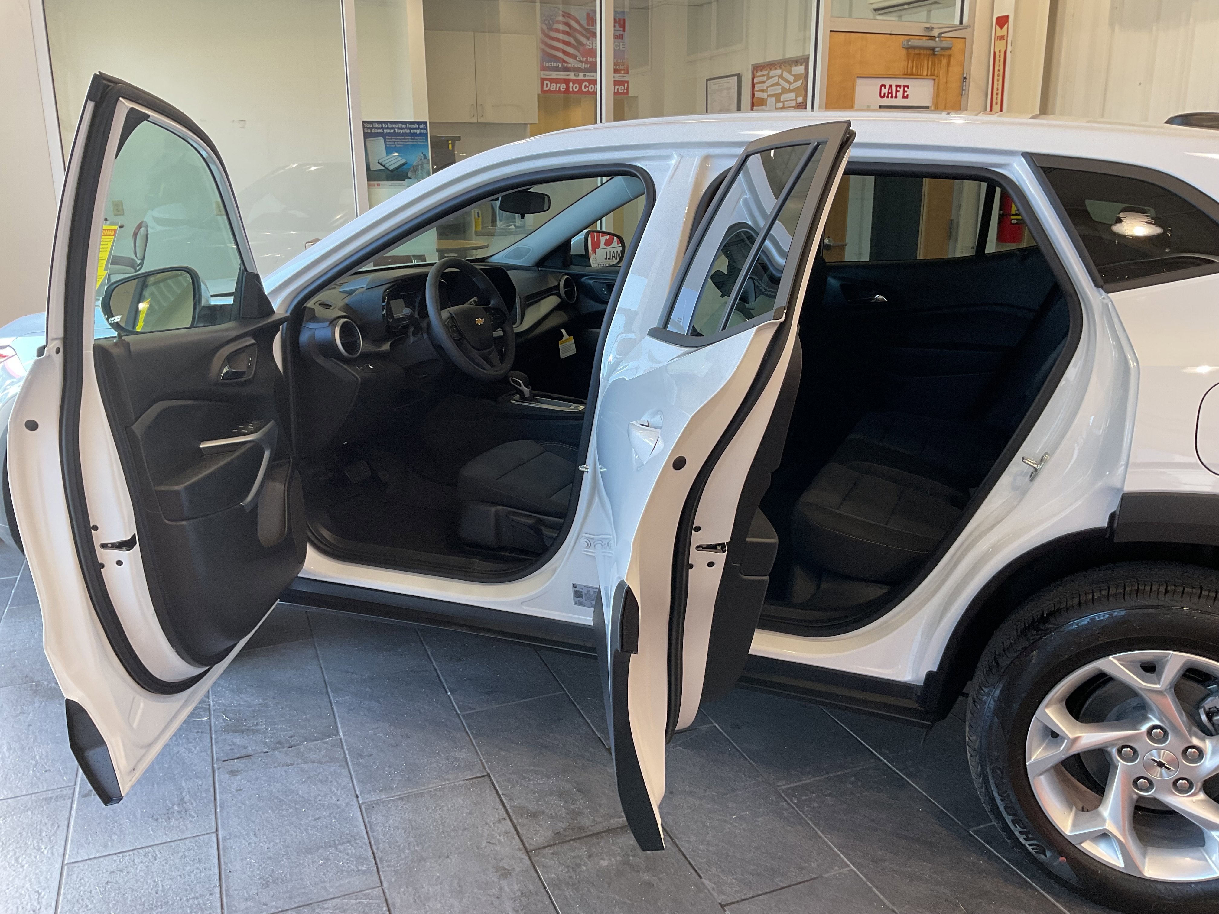 2026 Chevrolet Trax LS