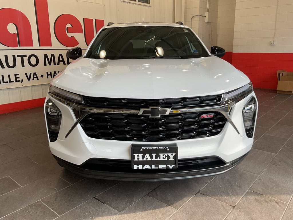 2026 Chevrolet Trax RS - Photo 3