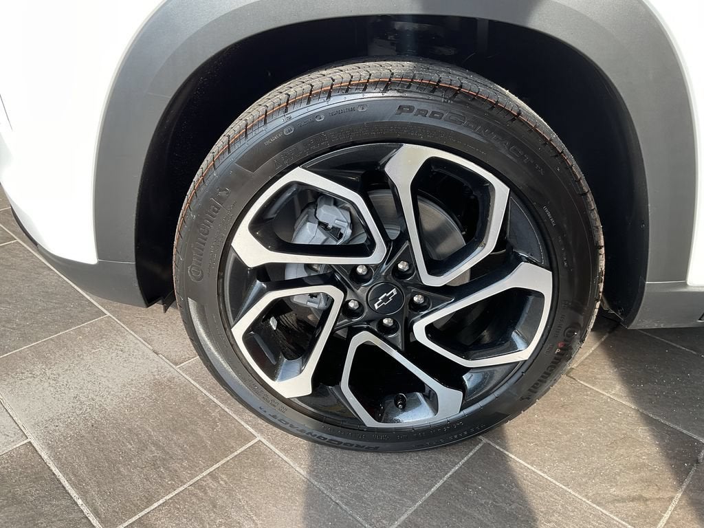 2026 Chevrolet Trax RS - Photo 4