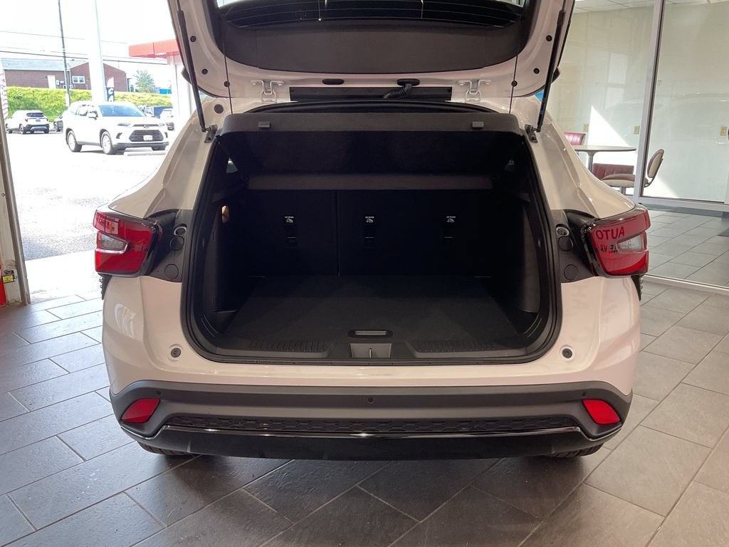 2026 Chevrolet Trax RS - Photo 9