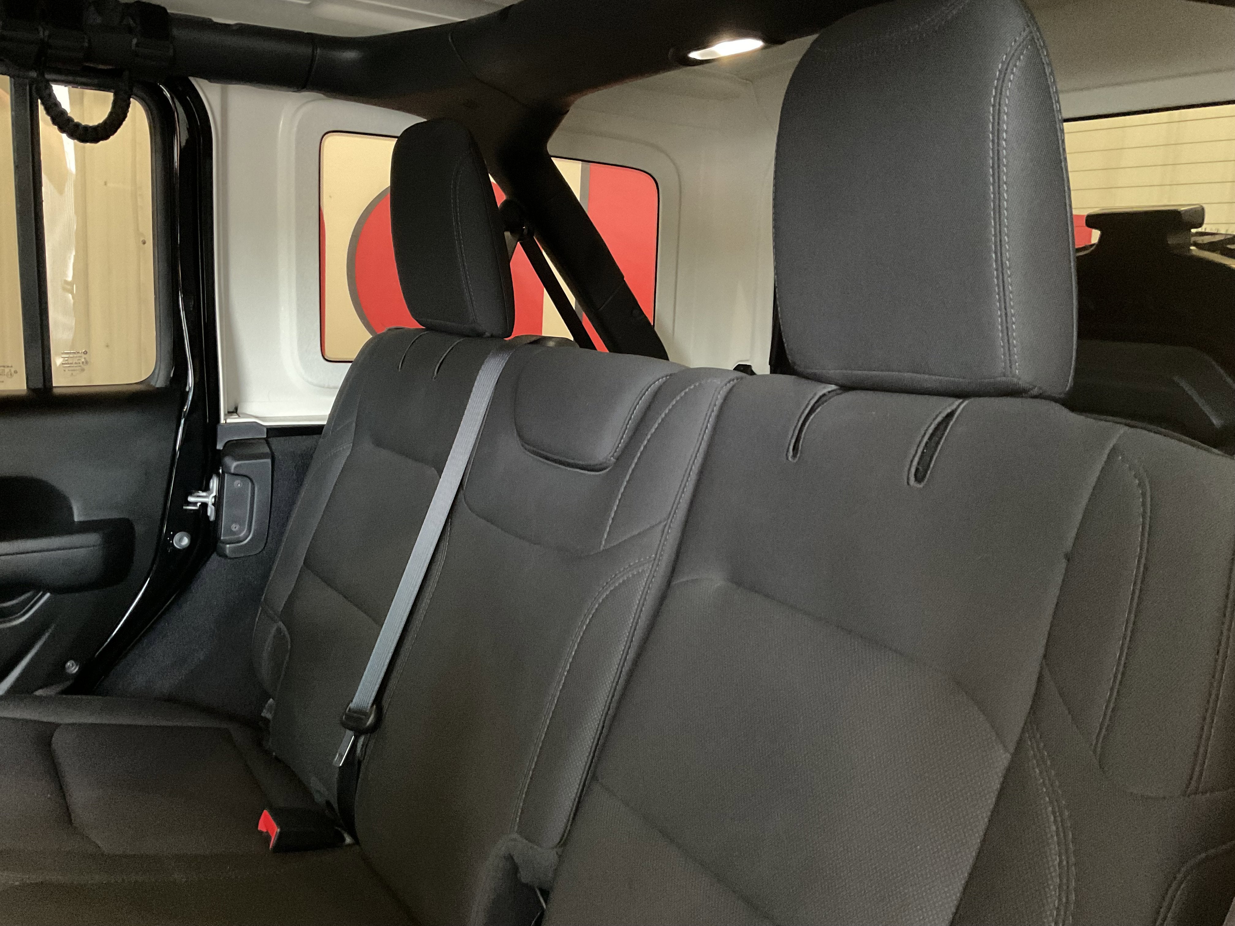 2022 Jeep Wrangler Unlimited Willys