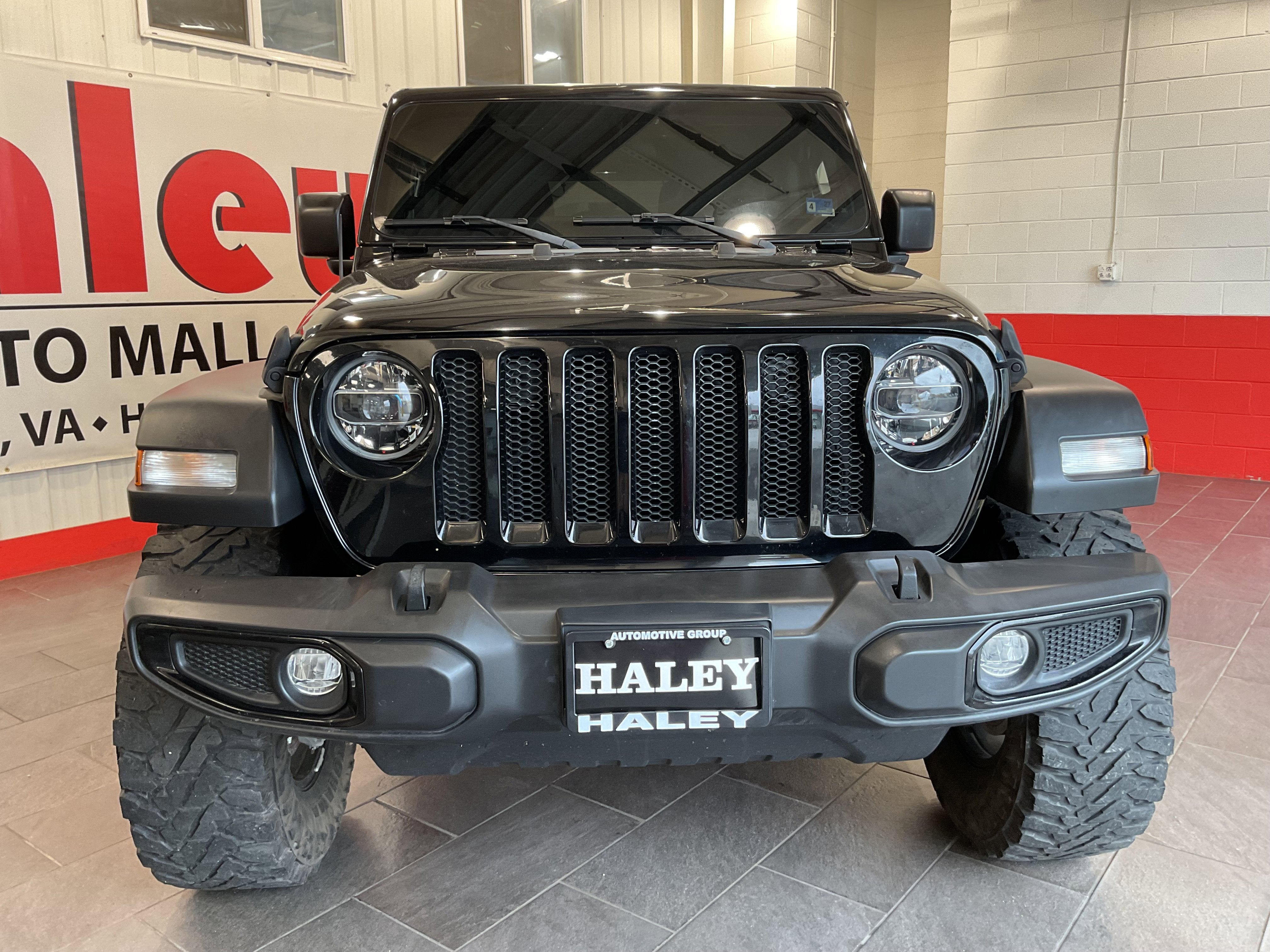 2022 Jeep Wrangler Unlimited Willys