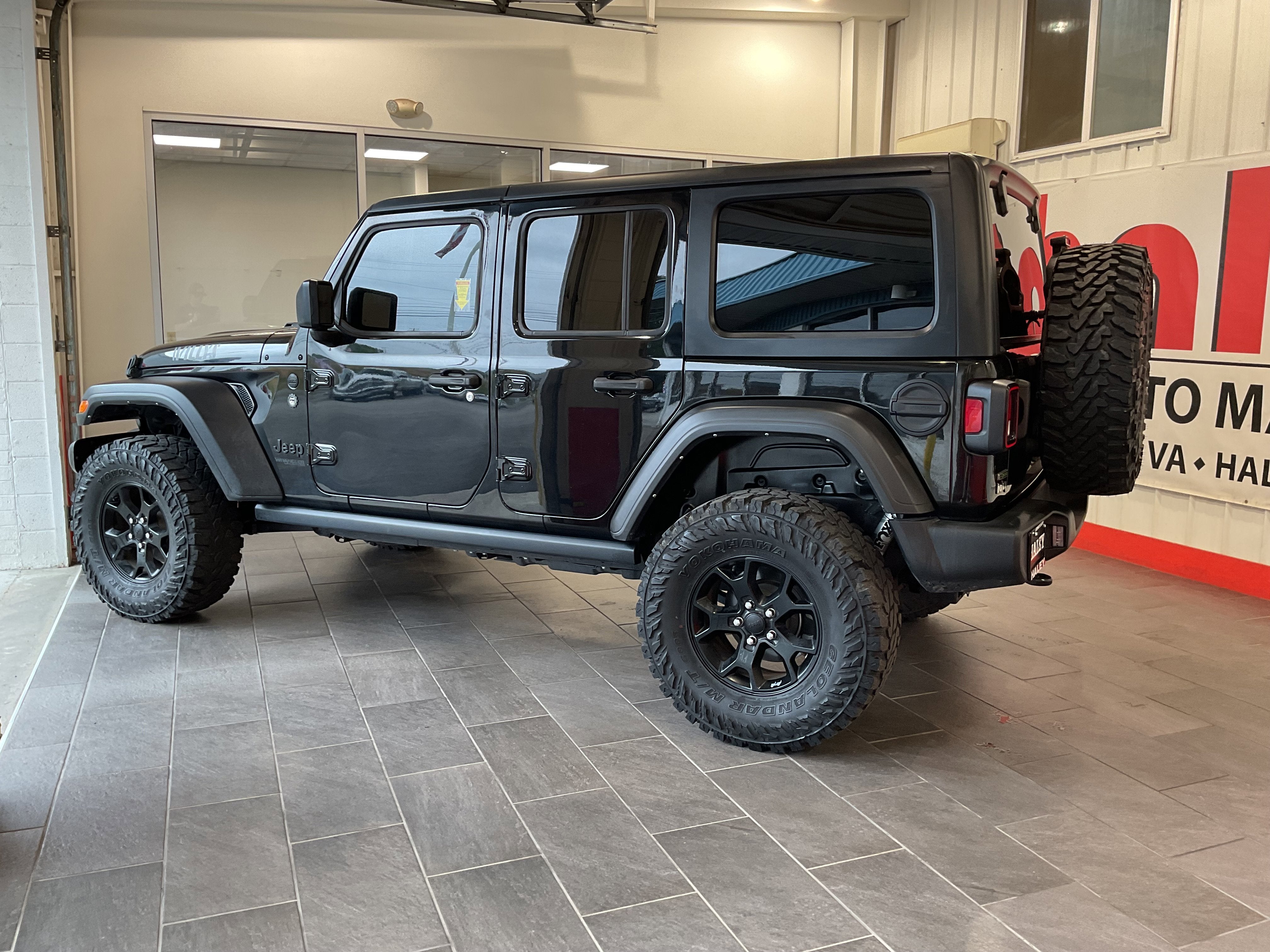 2022 Jeep Wrangler Unlimited Willys