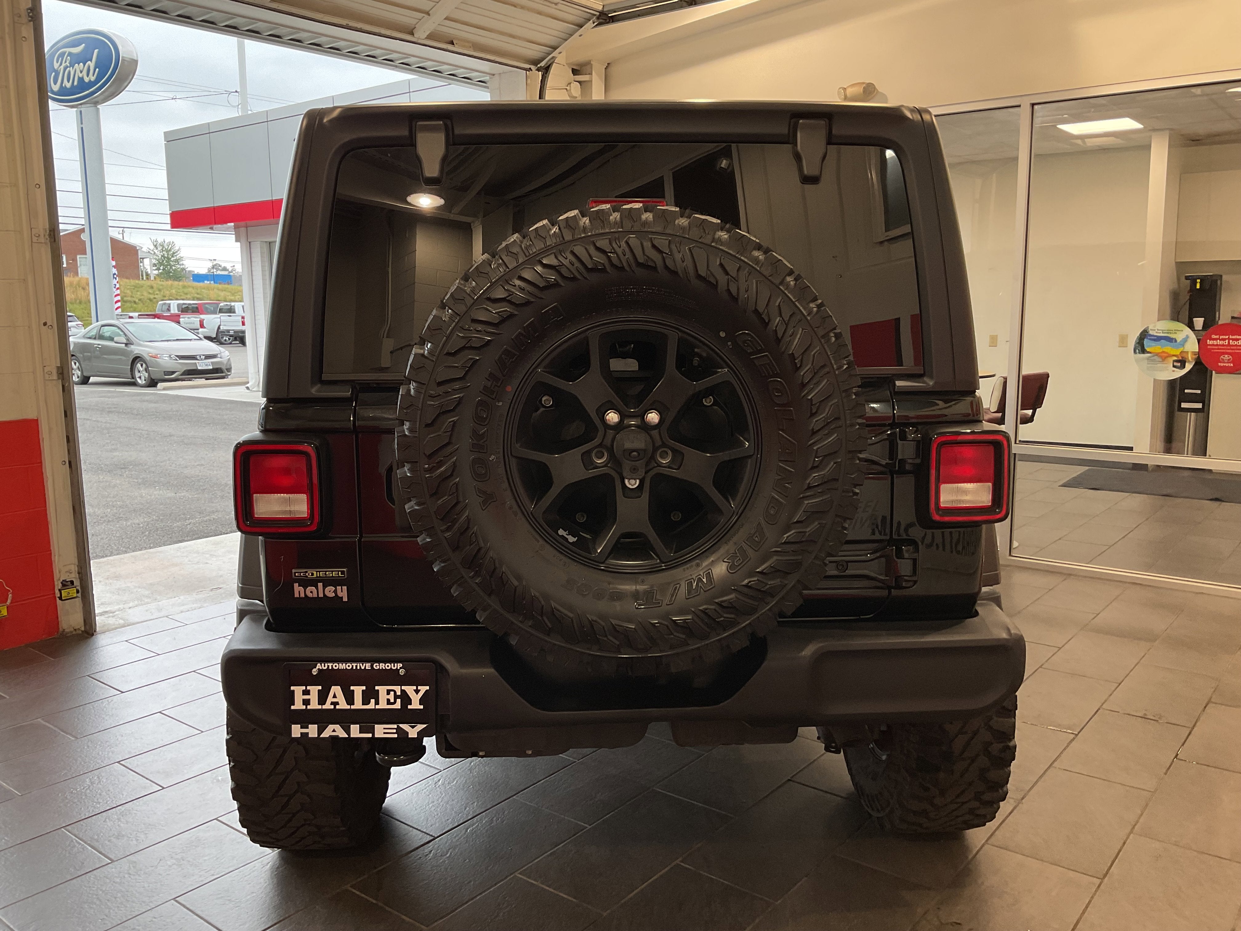 2022 Jeep Wrangler Unlimited Willys