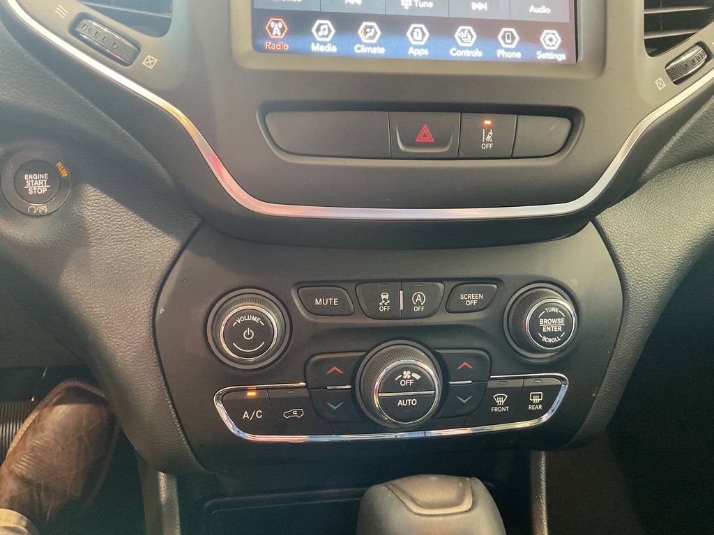 2022 Jeep Cherokee Latitude Lux