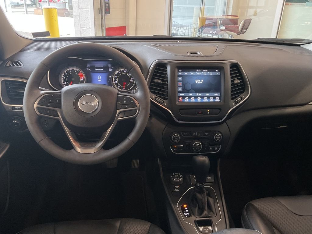 2022 Jeep Cherokee Latitude Lux