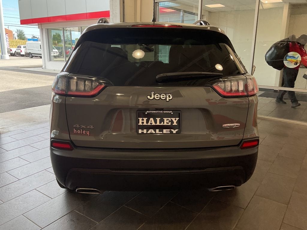 2022 Jeep Cherokee Latitude Lux