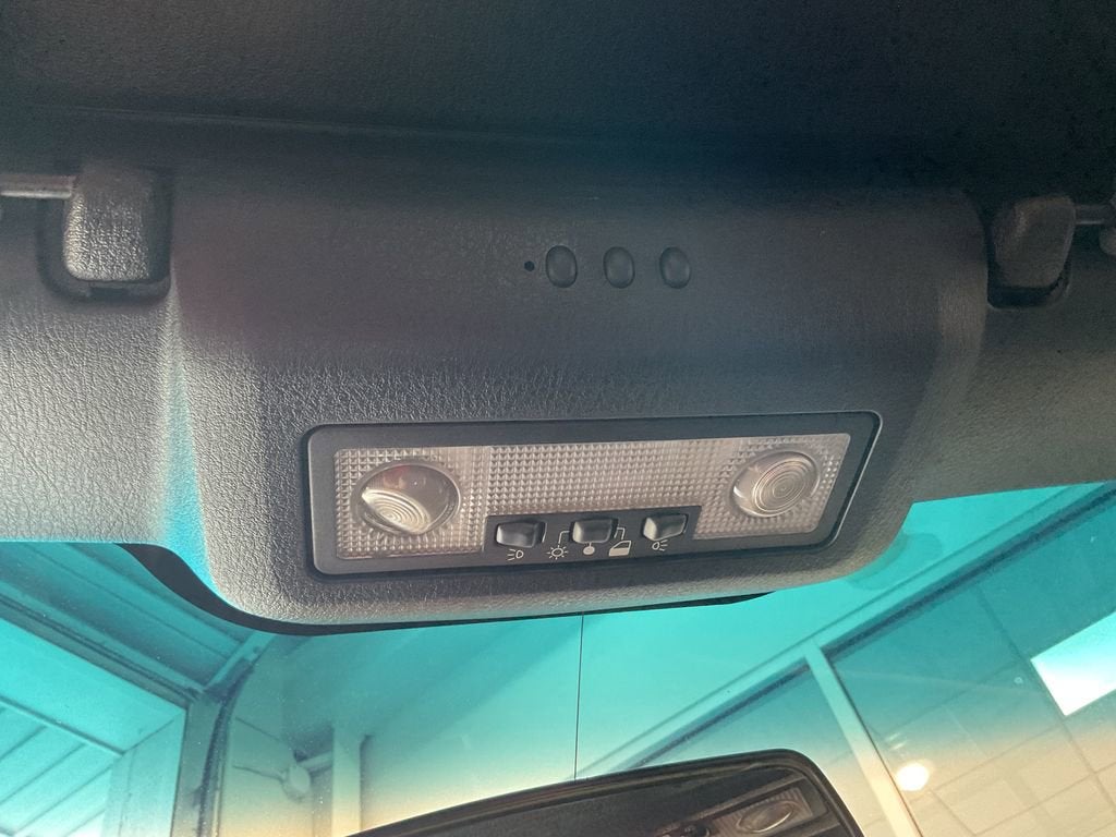 2004 Ford Thunderbird Base