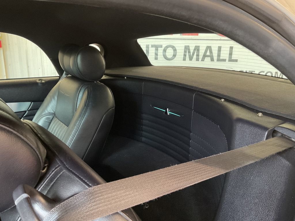 2004 Ford Thunderbird Base