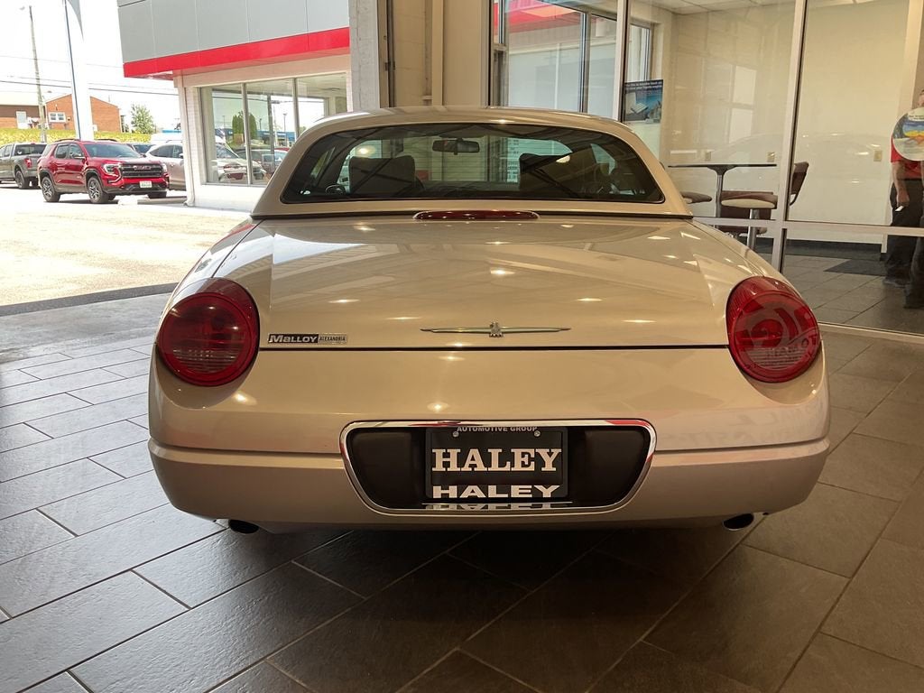 2004 Ford Thunderbird Base