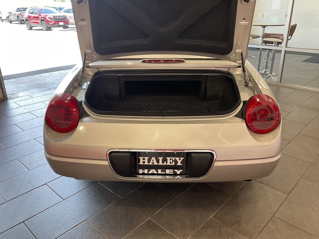 2004 Ford Thunderbird Base