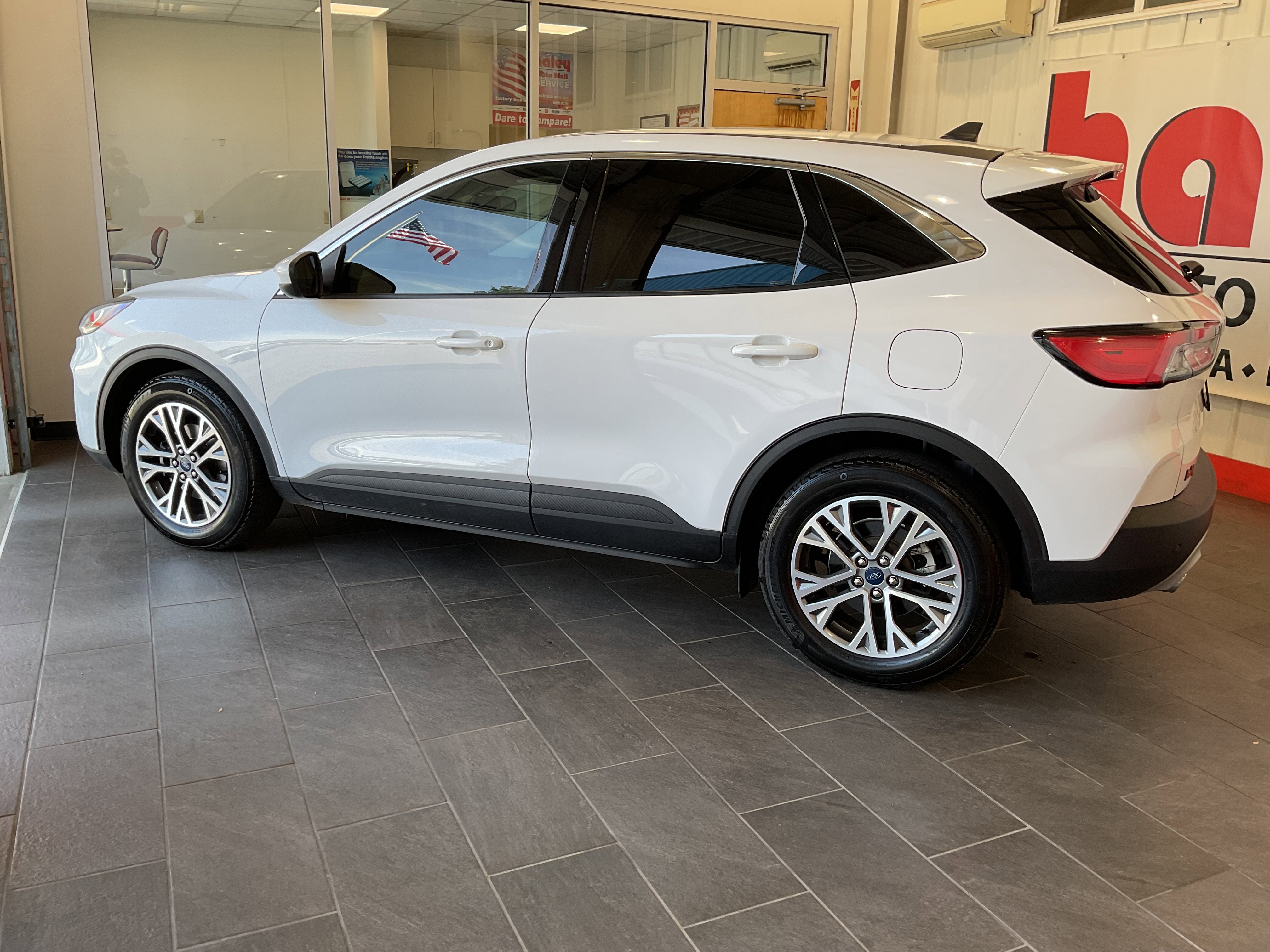 2022 Ford Escape SEL