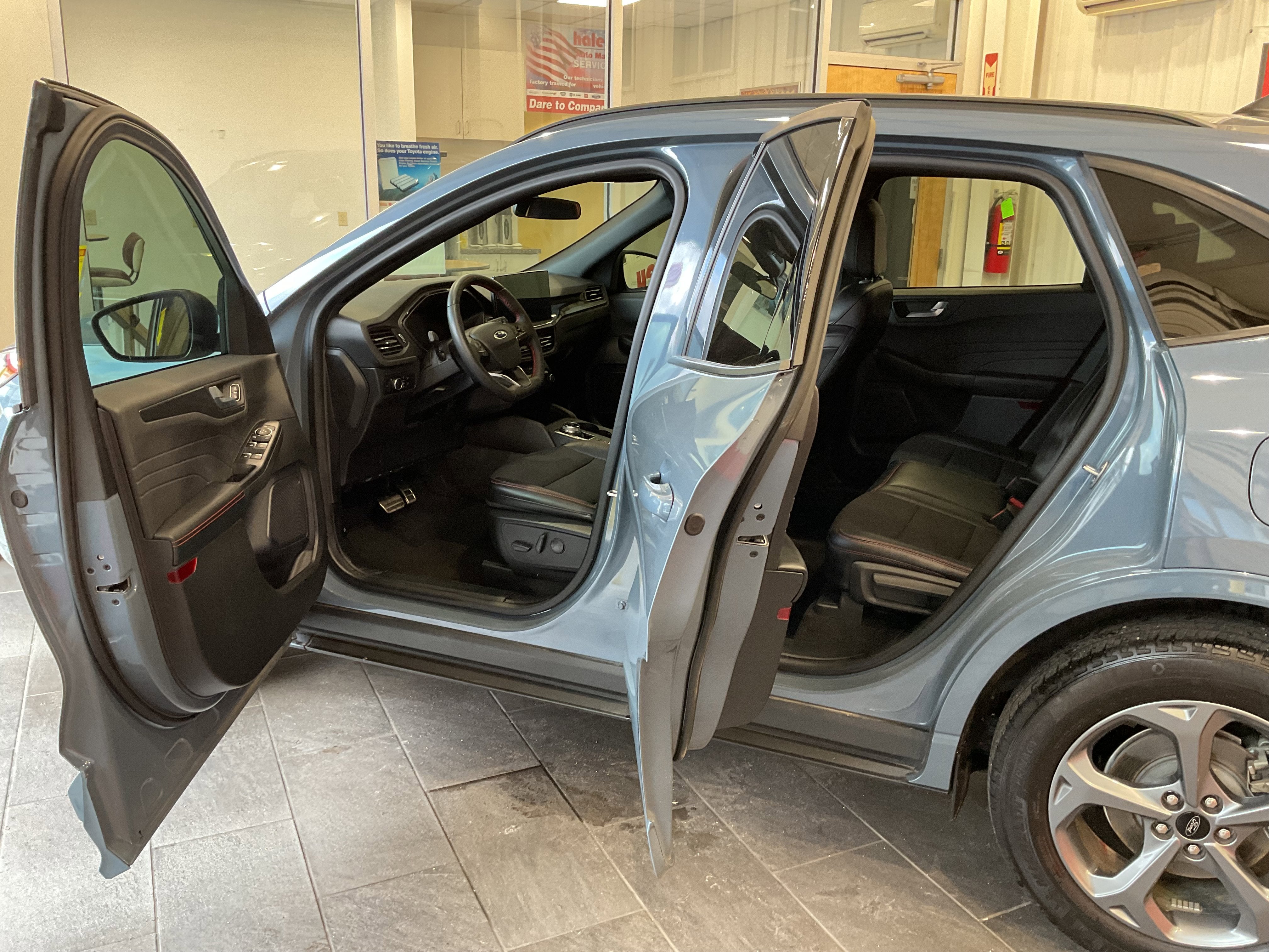 2024 Ford Escape ST-Line