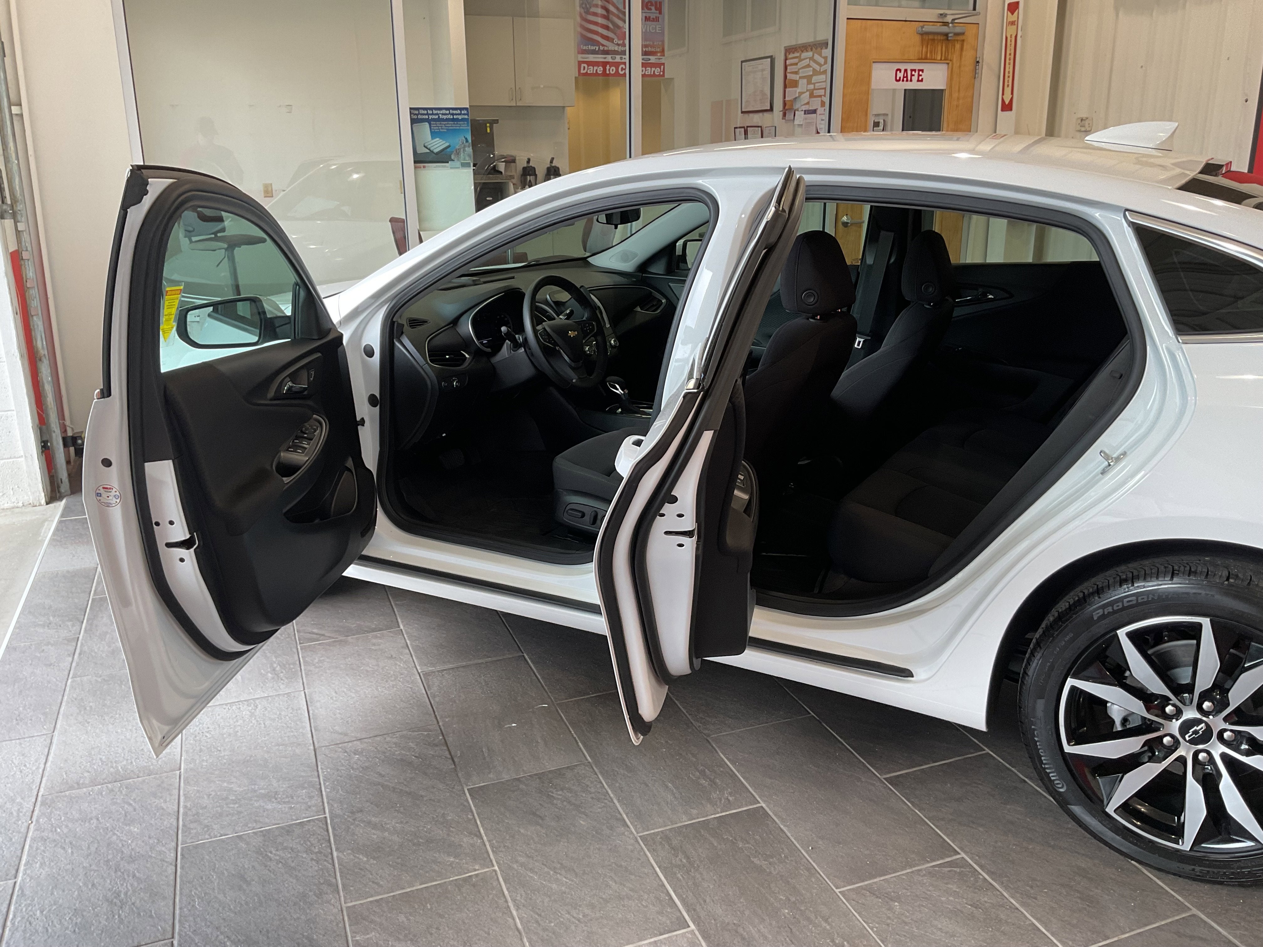2025 Chevrolet Malibu RS