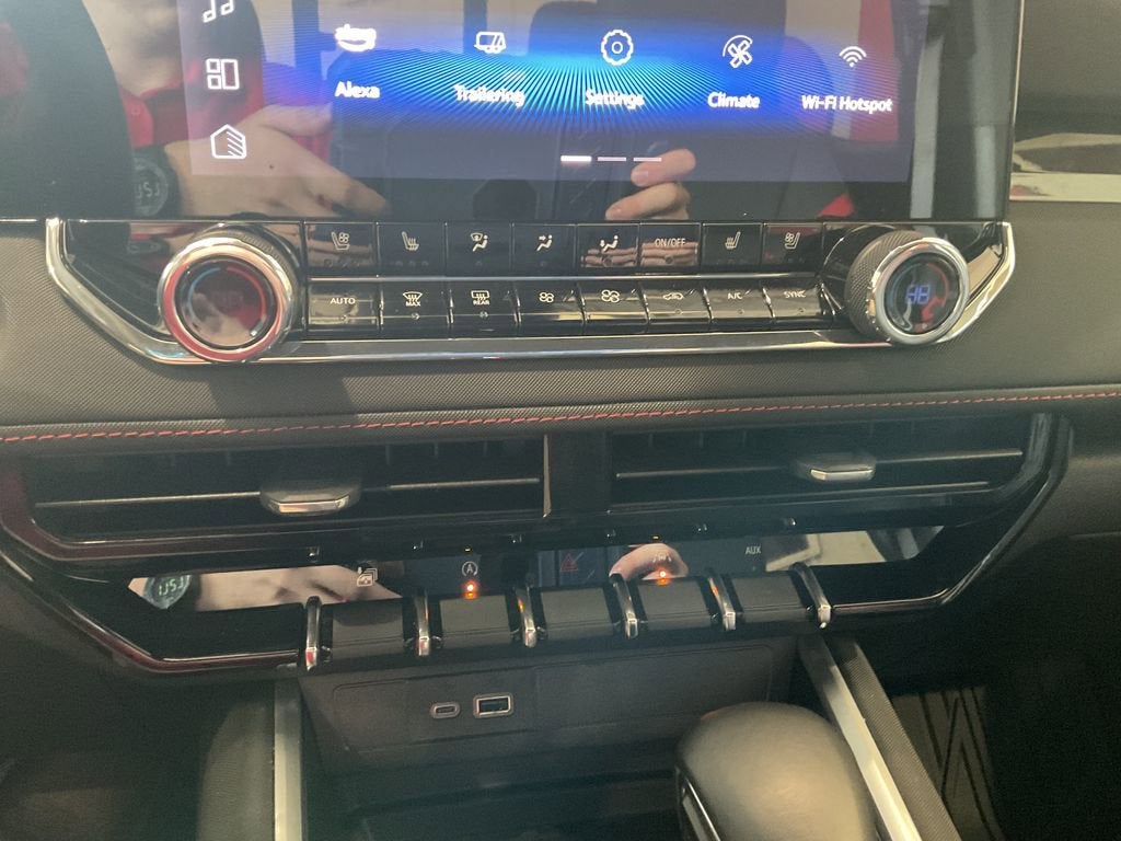 2025 Chevrolet Colorado 4WD Z71