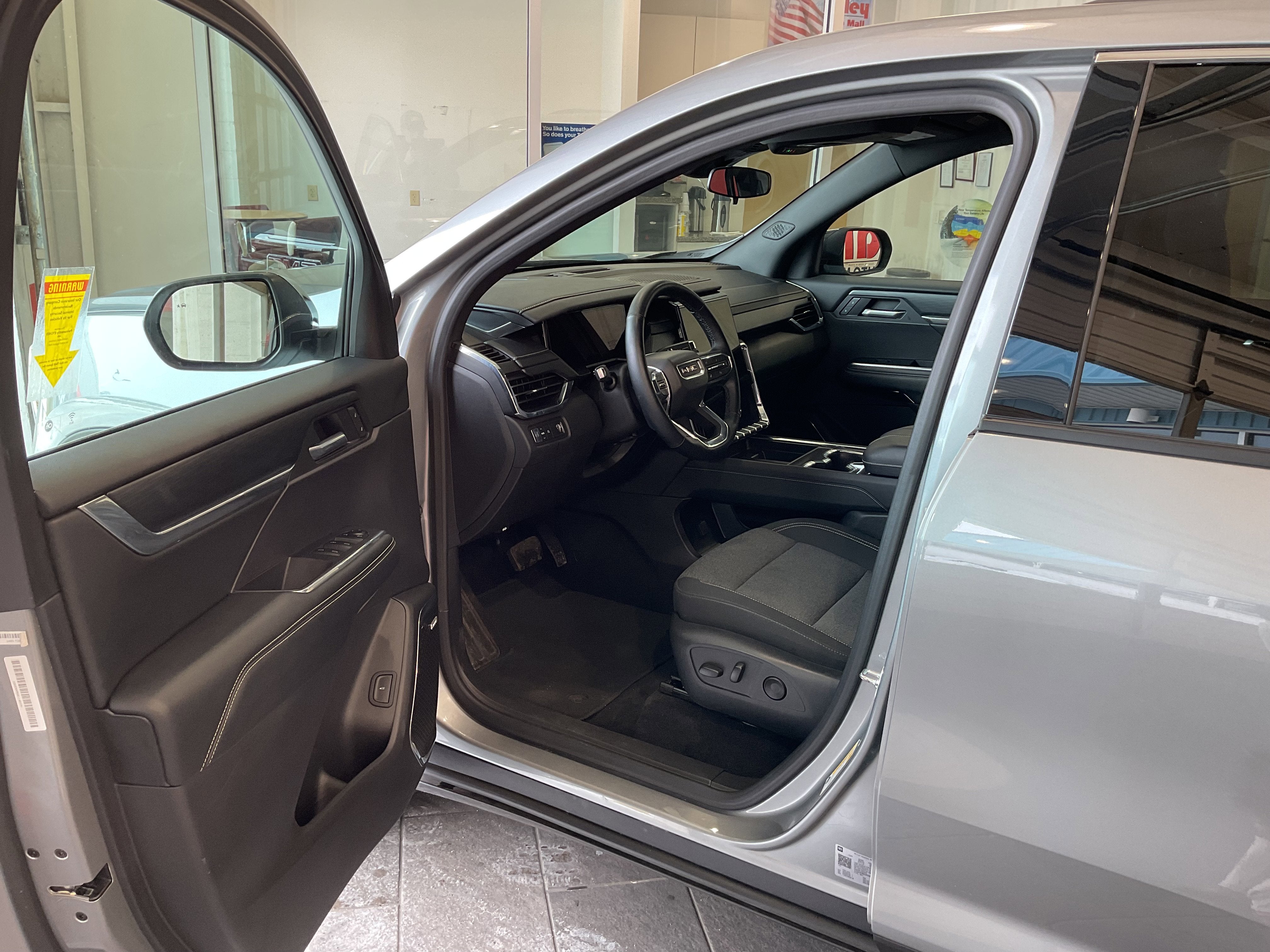 2025 GMC Acadia FWD Elevation