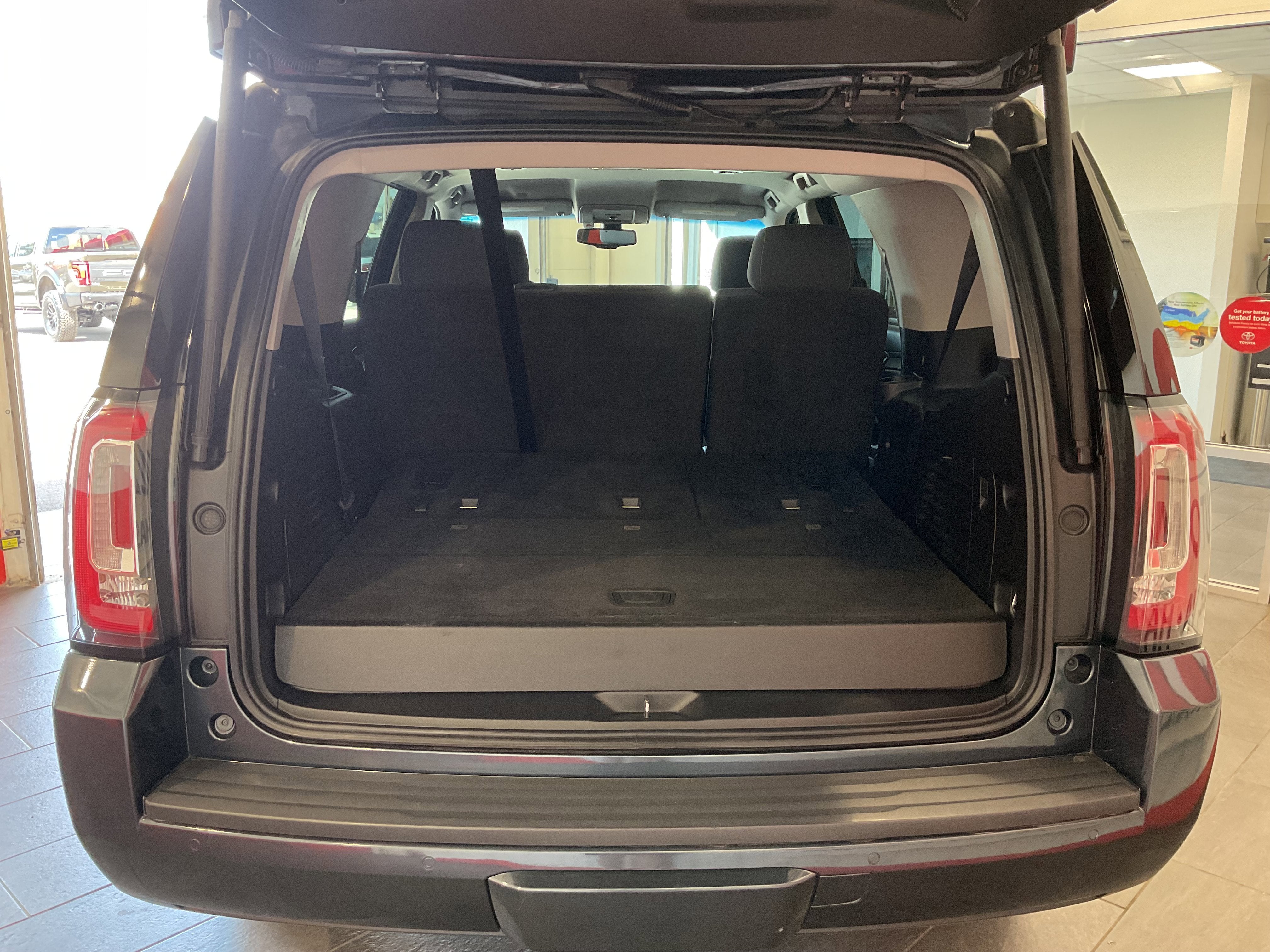 2019 GMC Yukon SLE