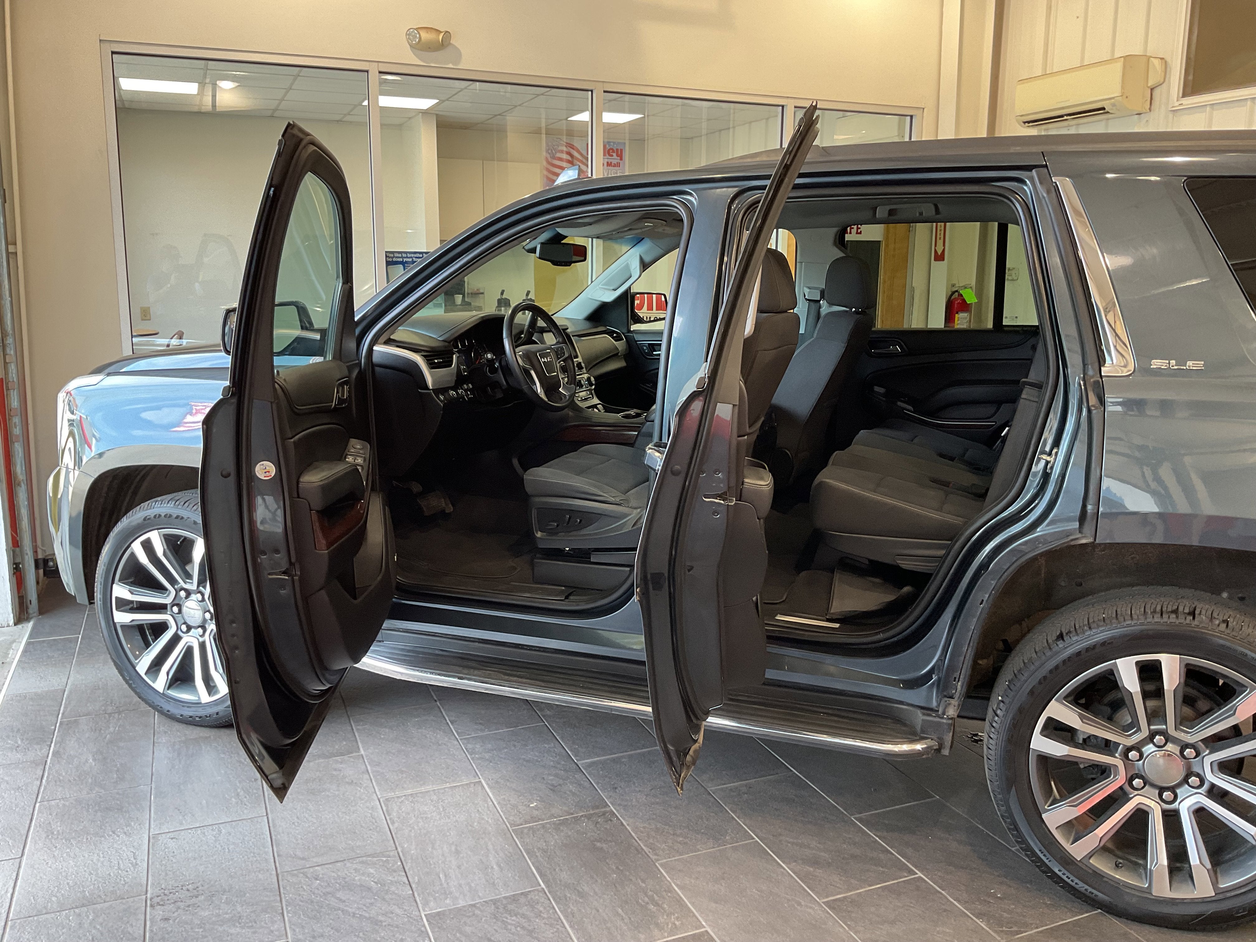 2019 GMC Yukon SLE