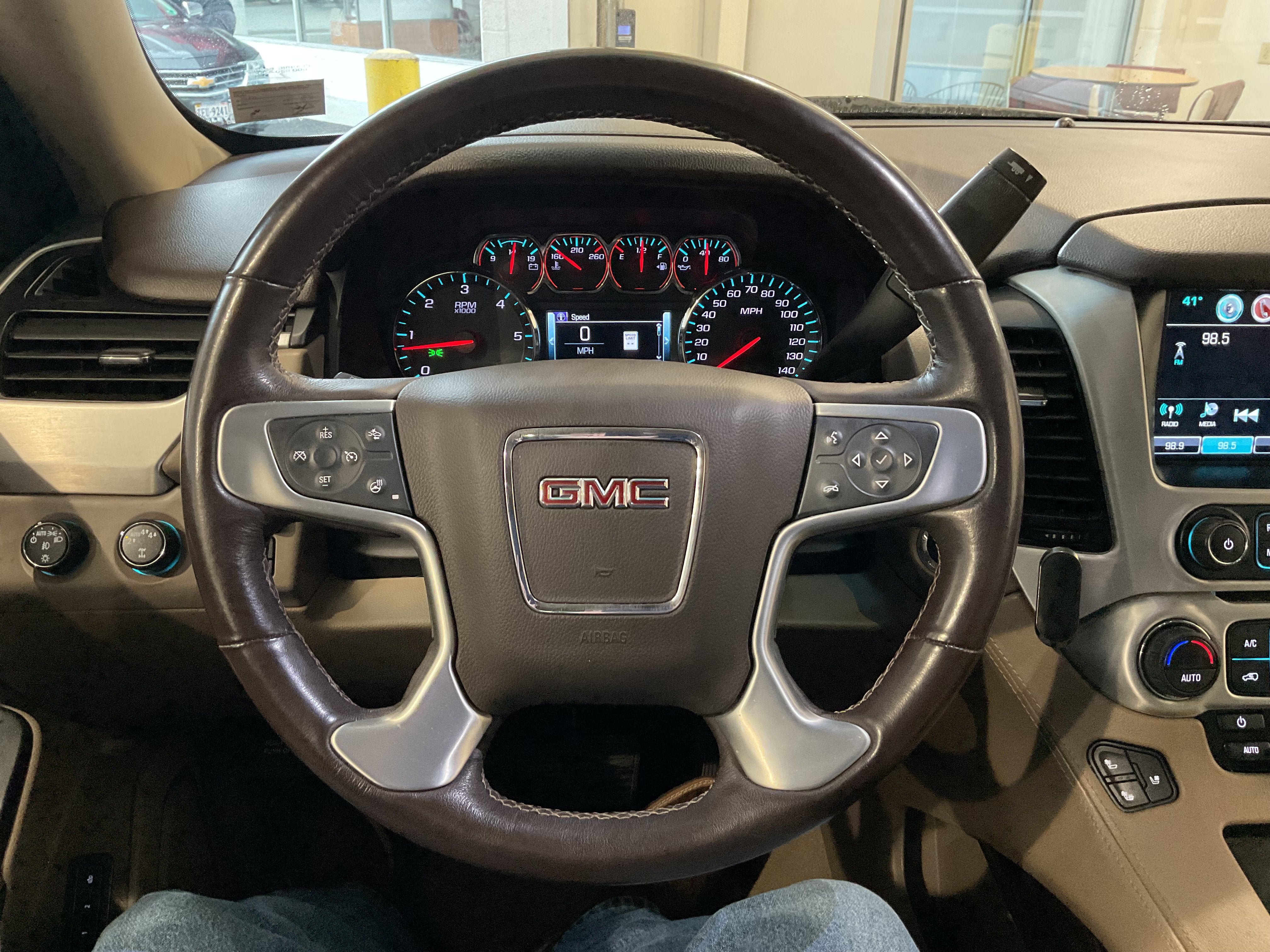 2019 GMC Yukon SLT