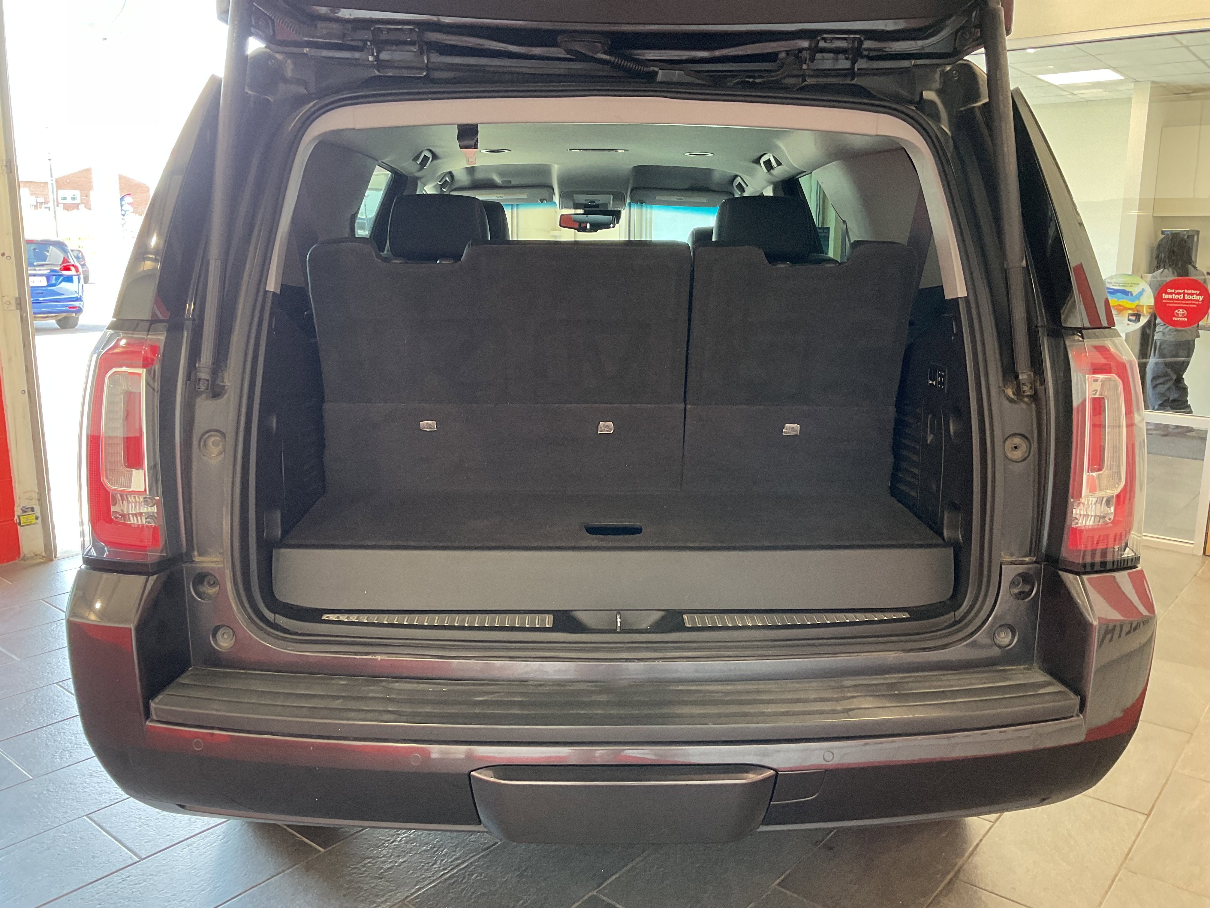 2017 GMC Yukon SLT
