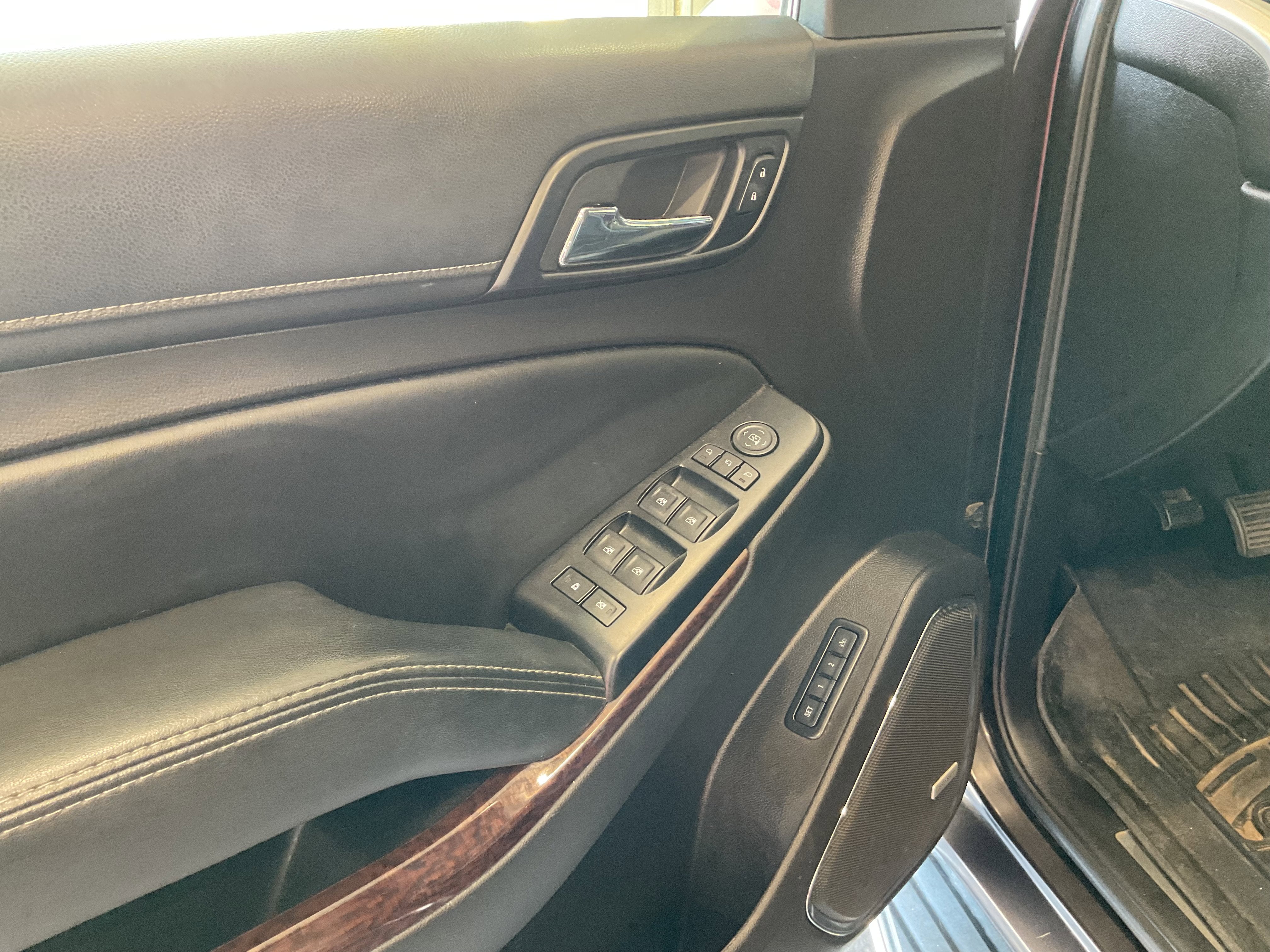 2017 GMC Yukon SLT