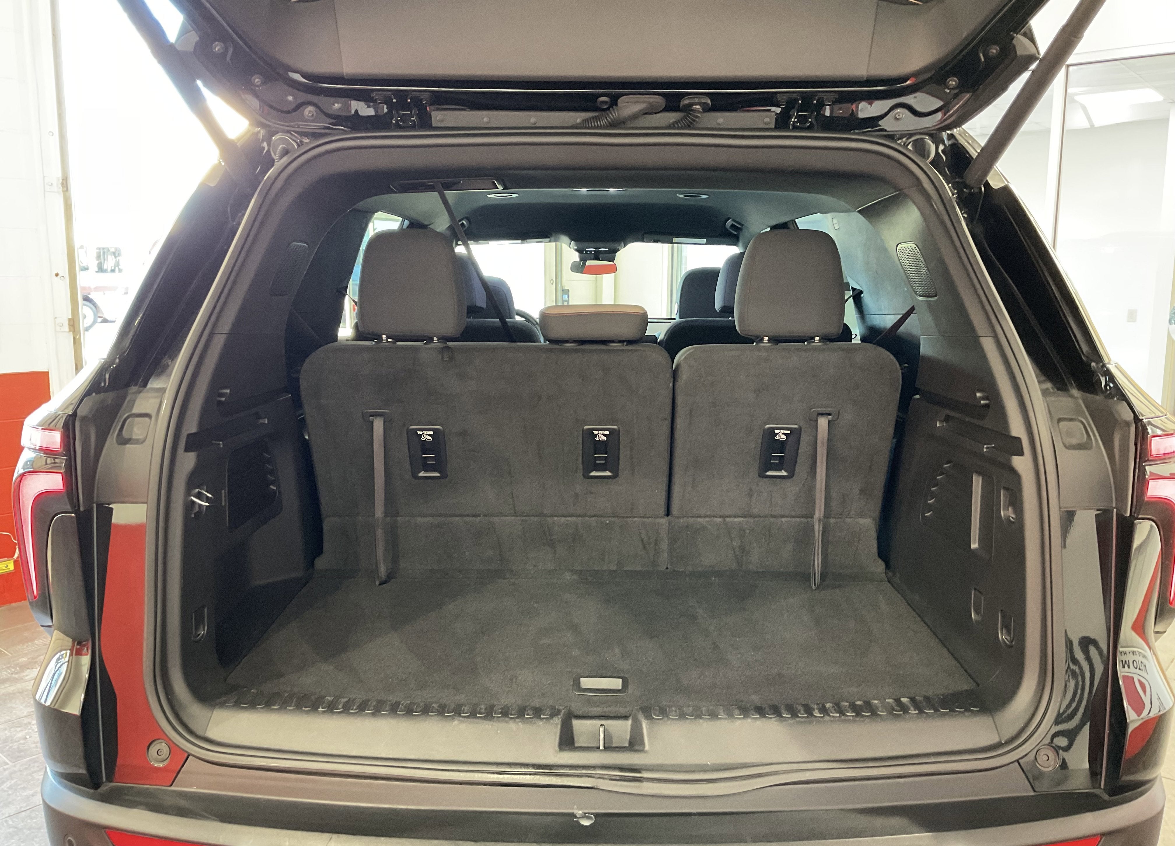 2025 Chevrolet Traverse FWD LT