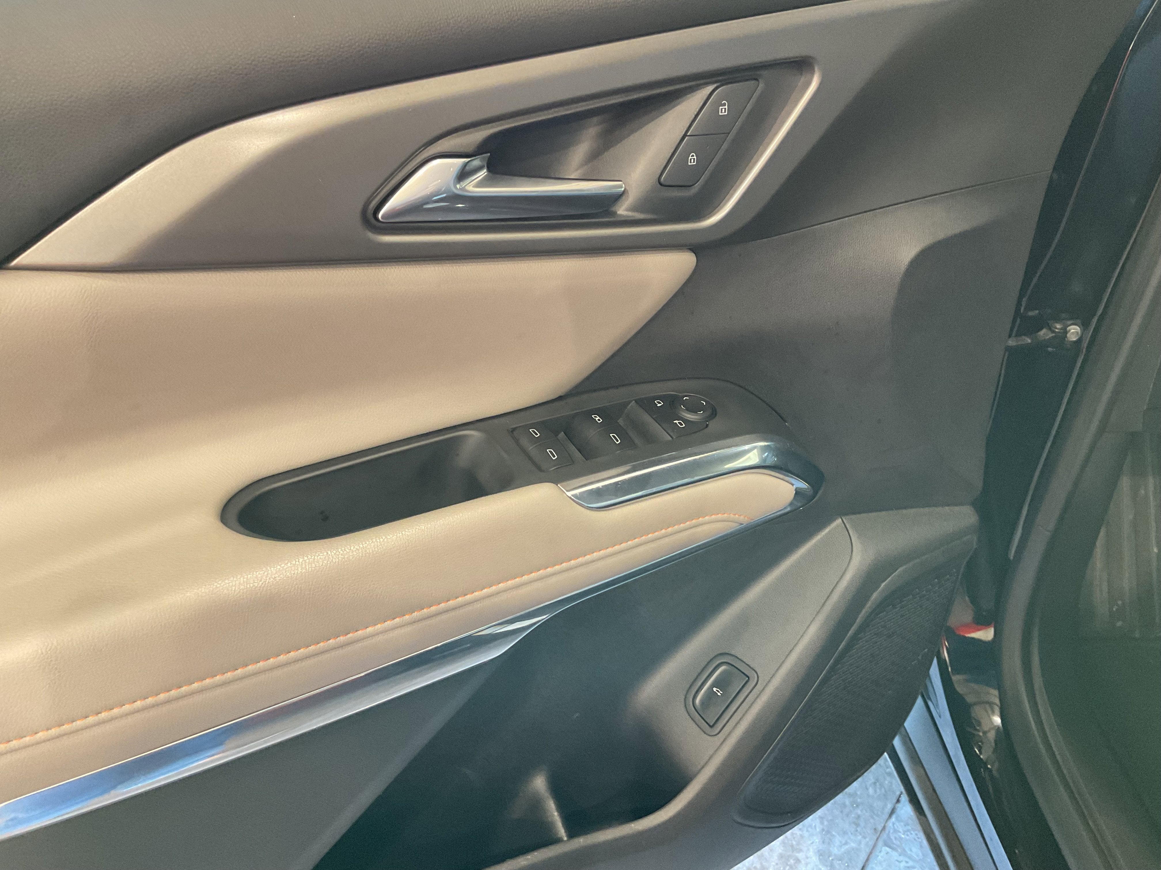 2025 Chevrolet Traverse FWD LT