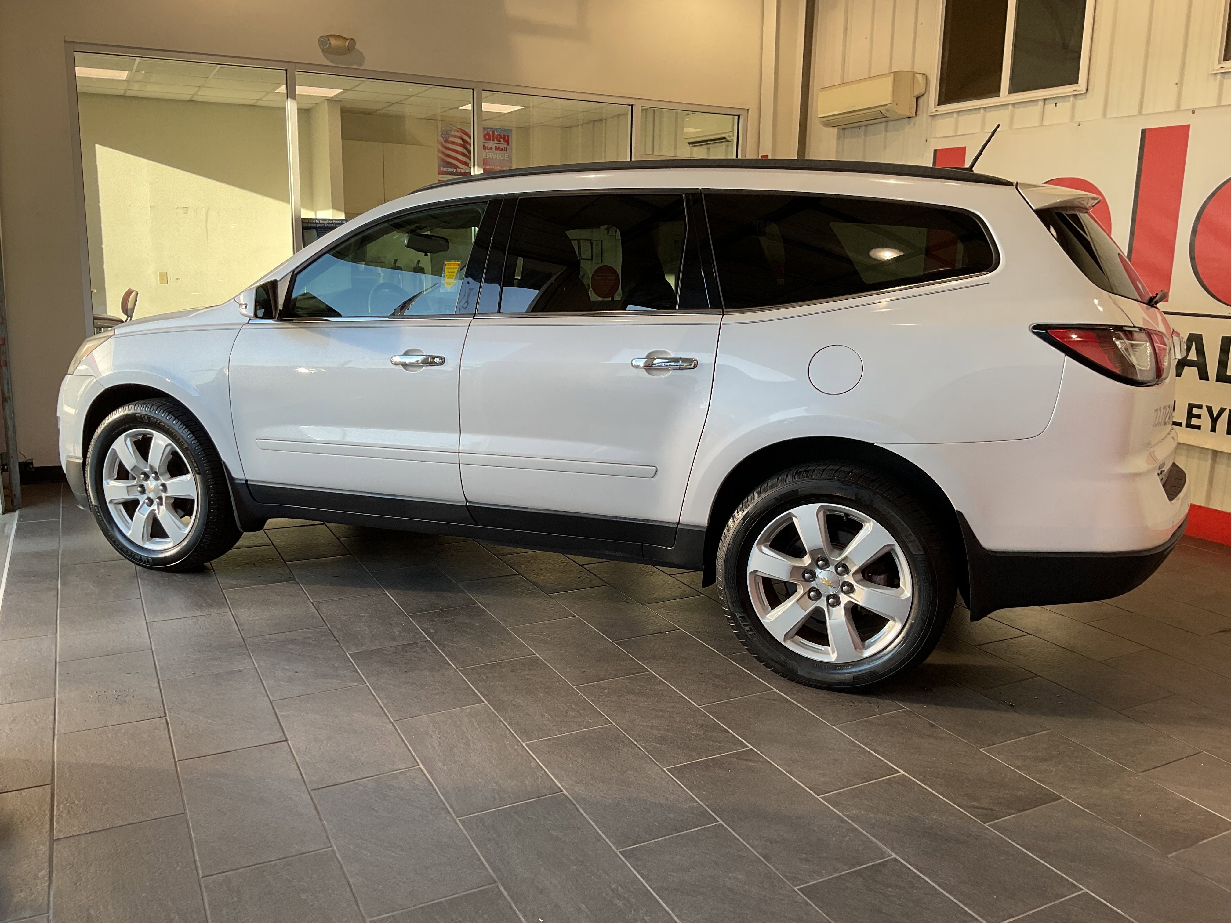 2016 Chevrolet Traverse LT