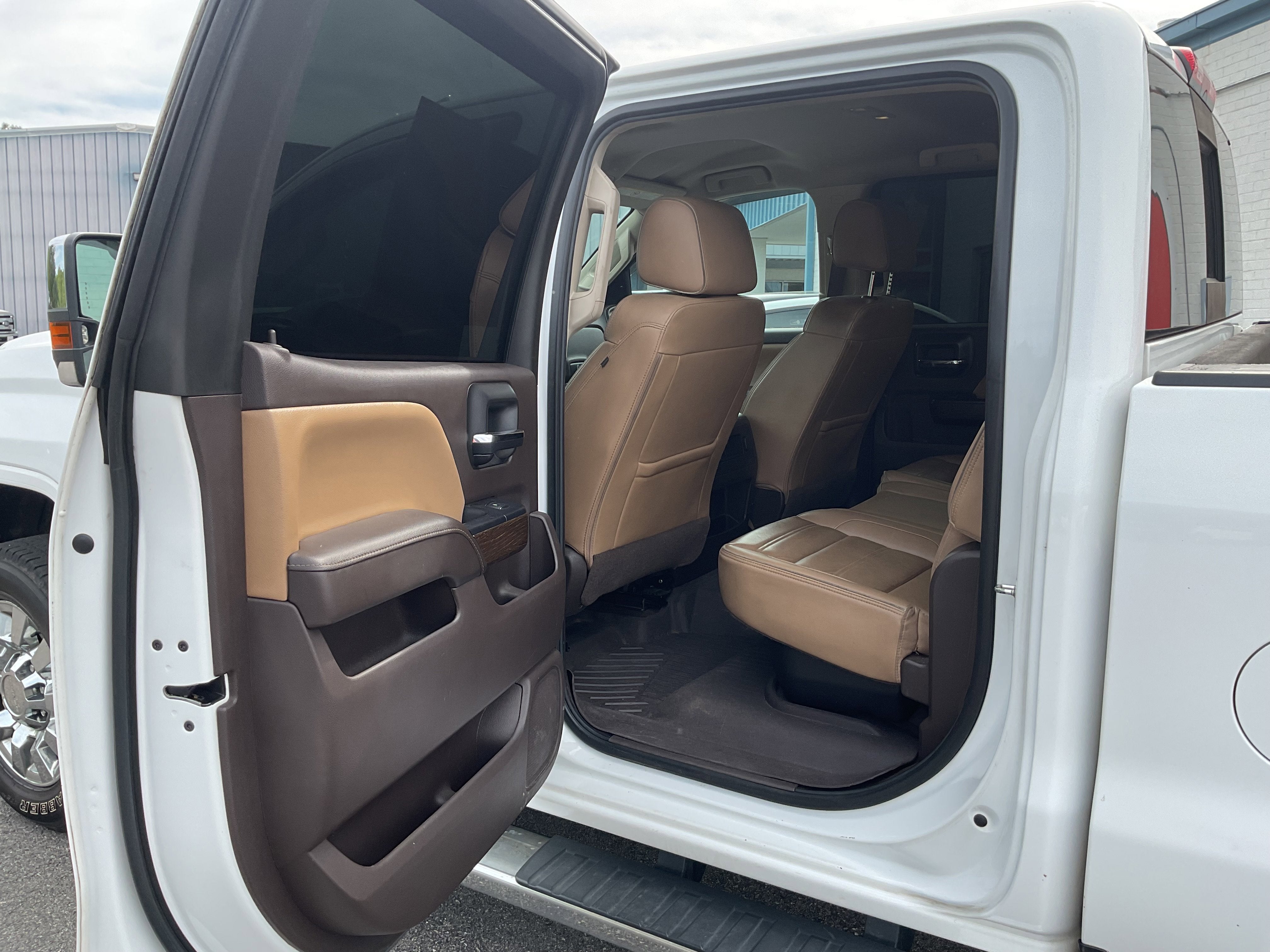2017 GMC Sierra 2500HD Denali
