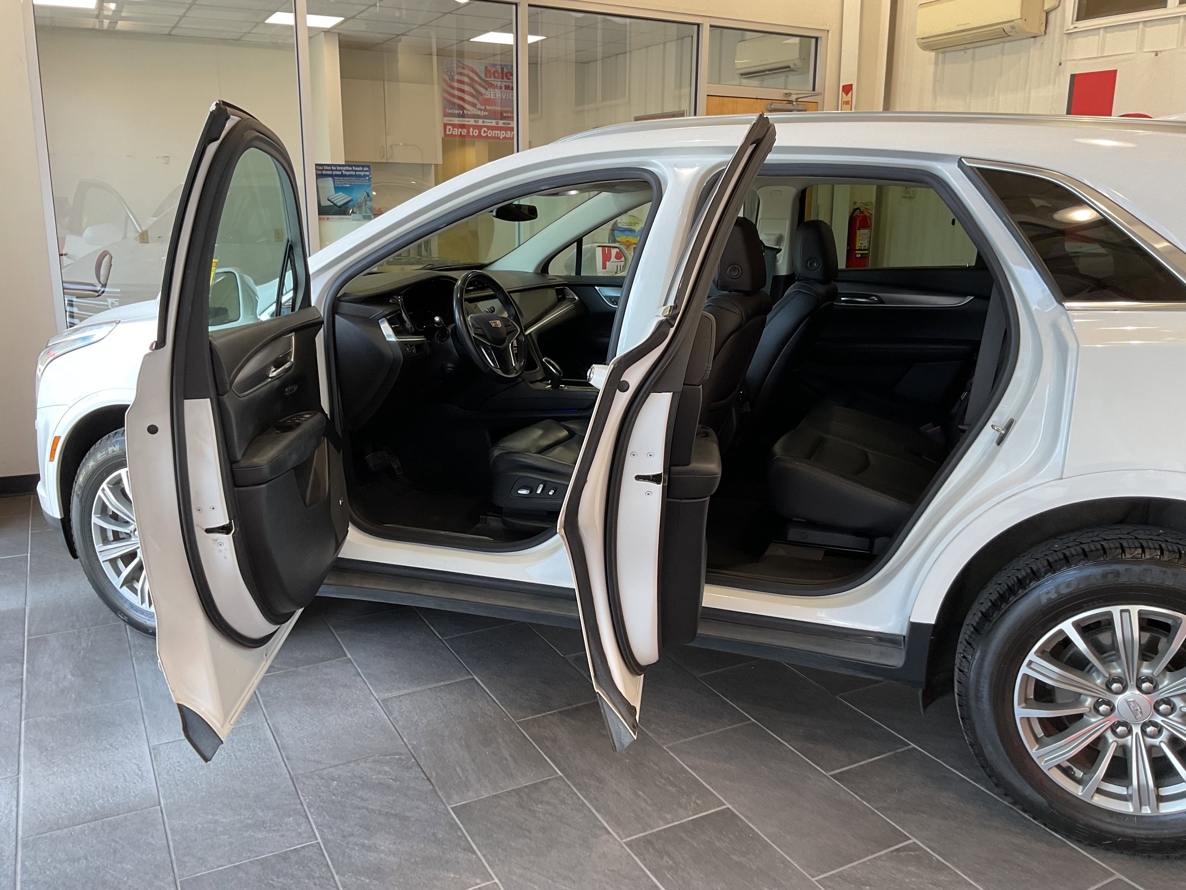 2018 Cadillac XT5 Luxury FWD