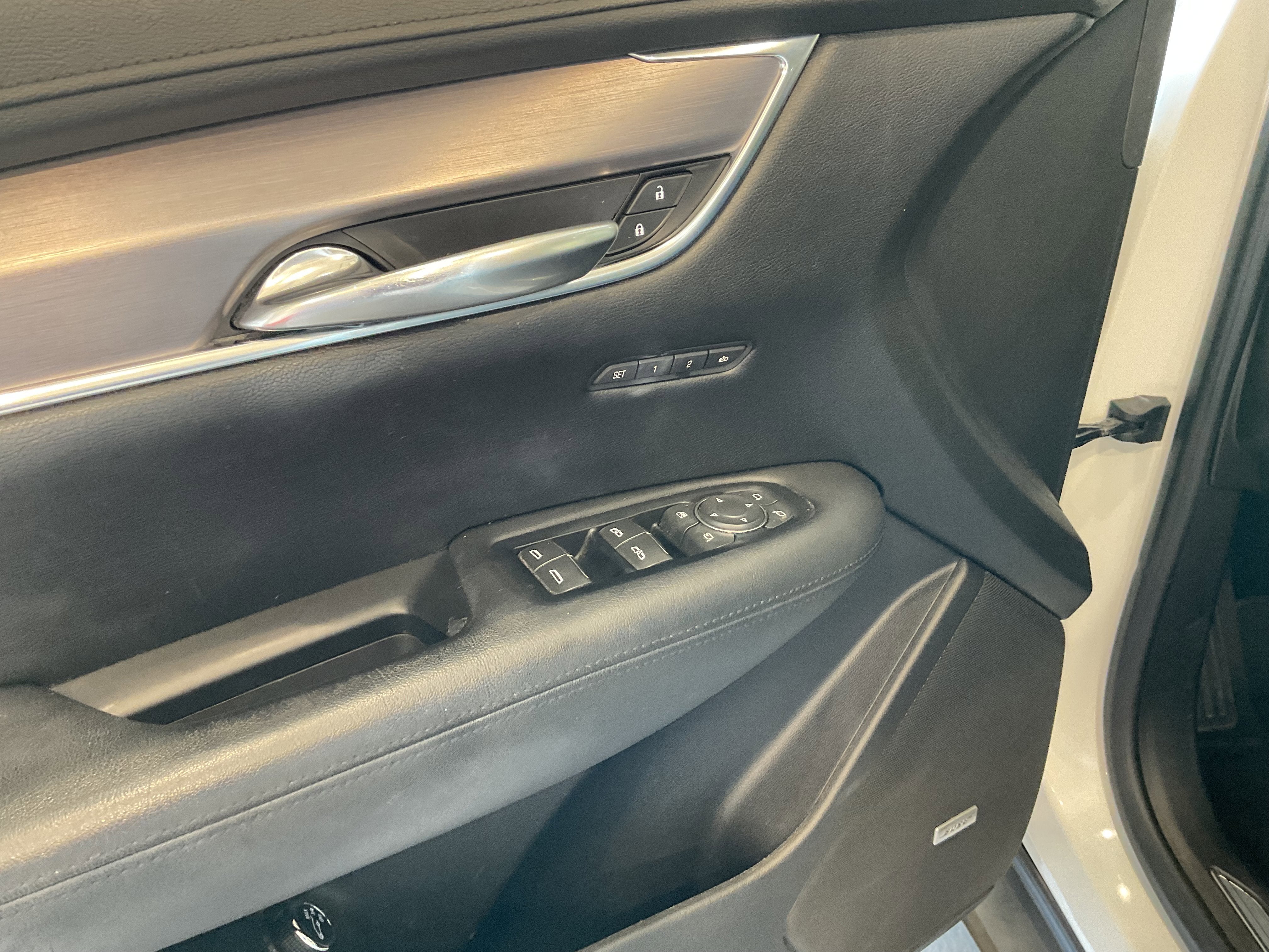 2018 Cadillac XT5 Luxury FWD
