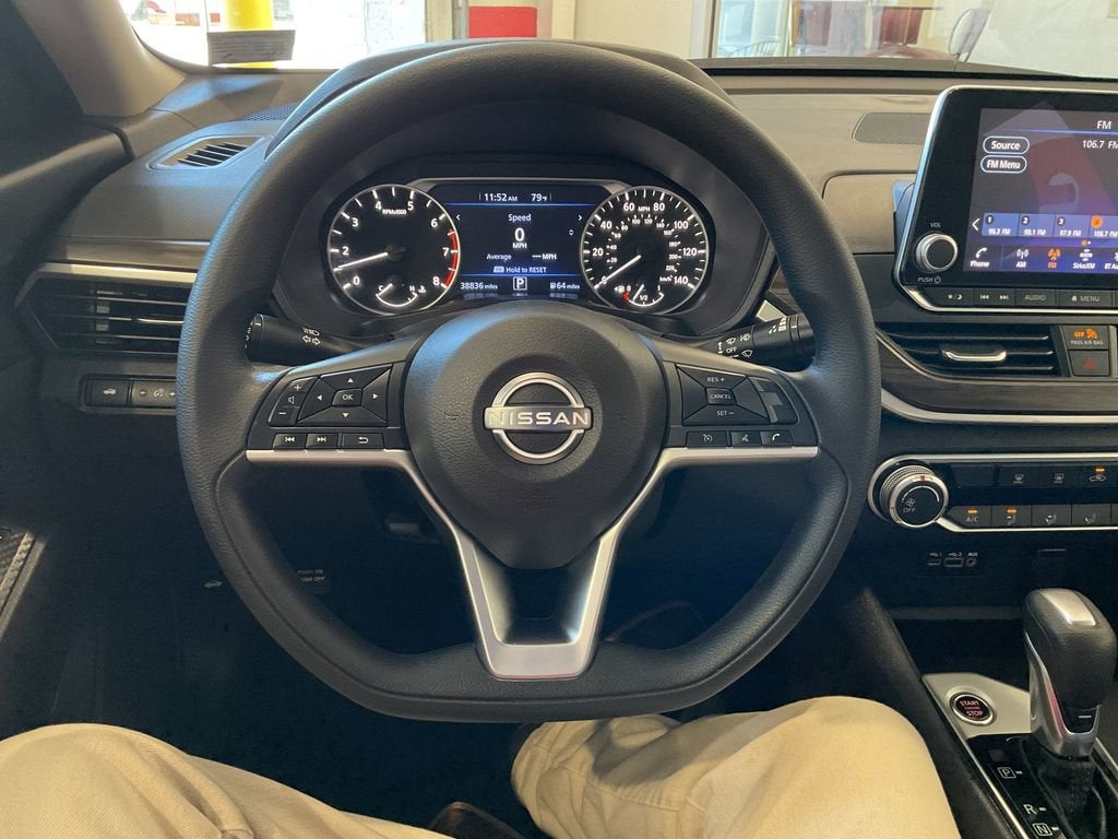 2025 Nissan Altima SV