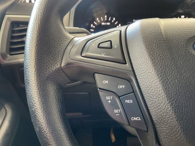 2020 Ford Edge SE