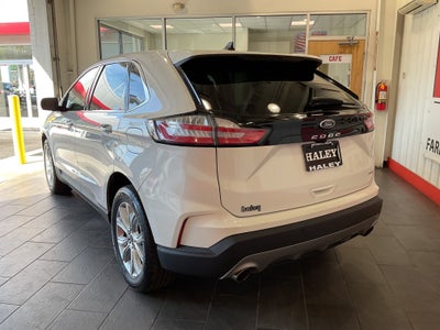 2021 Ford Edge Titanium