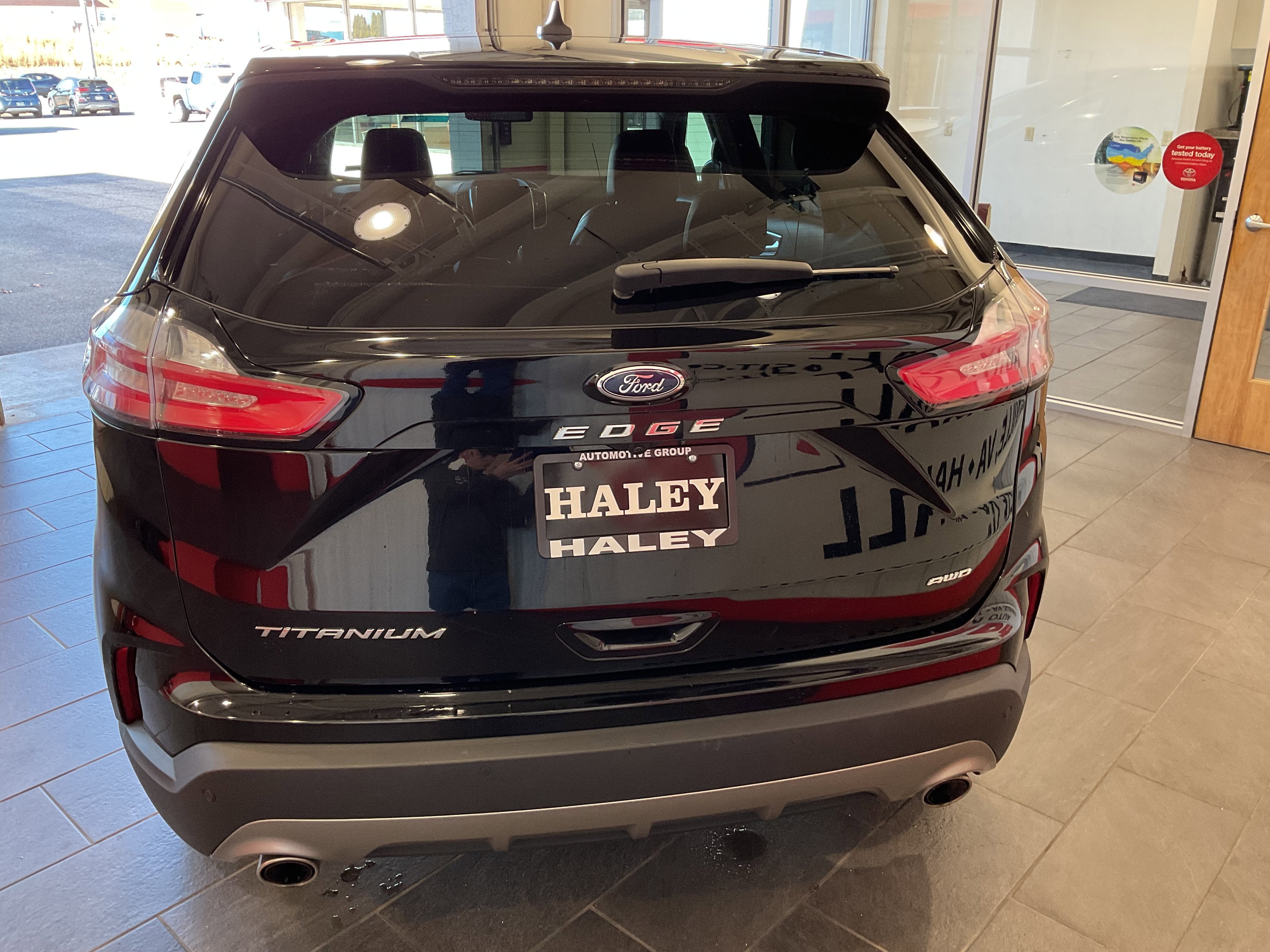 2024 Ford Edge Titanium