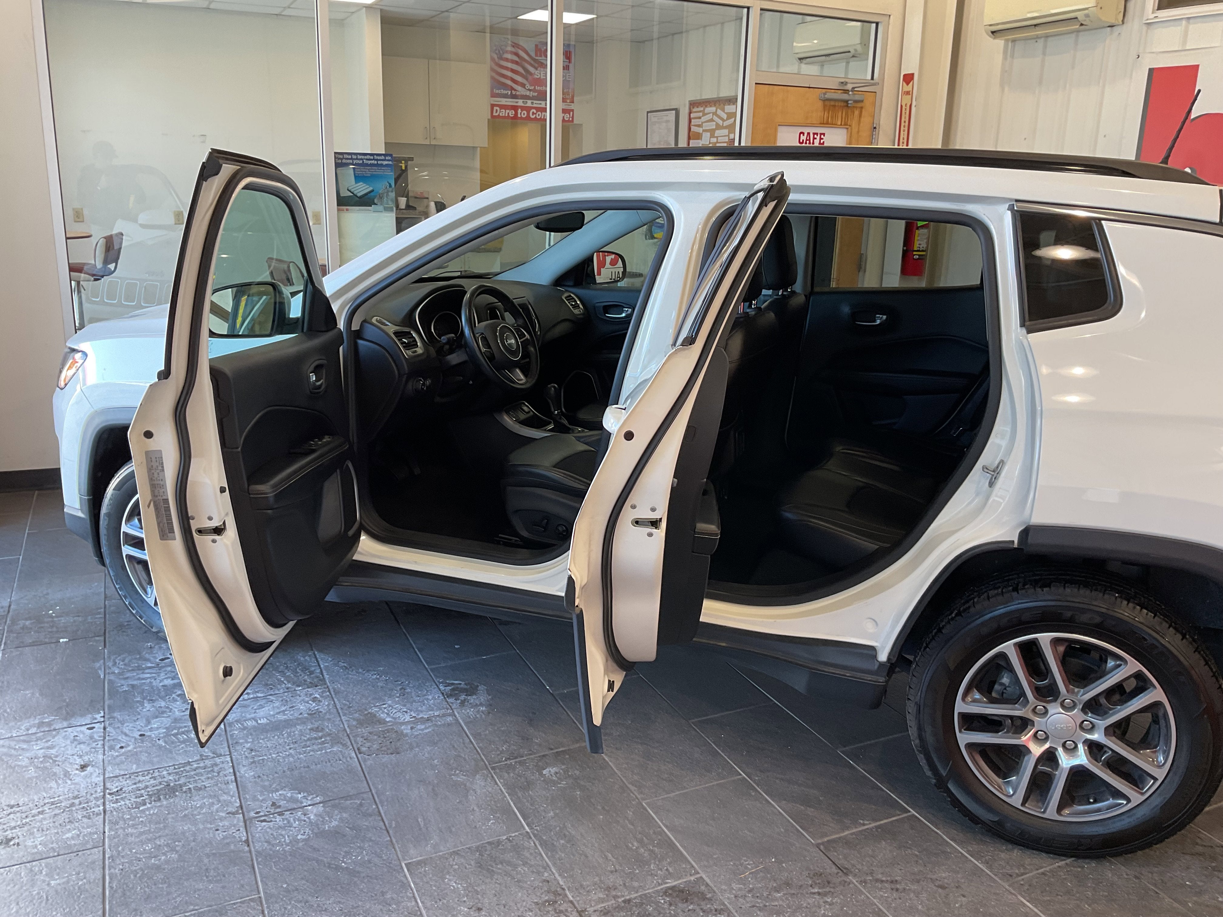2018 Jeep Compass Latitude