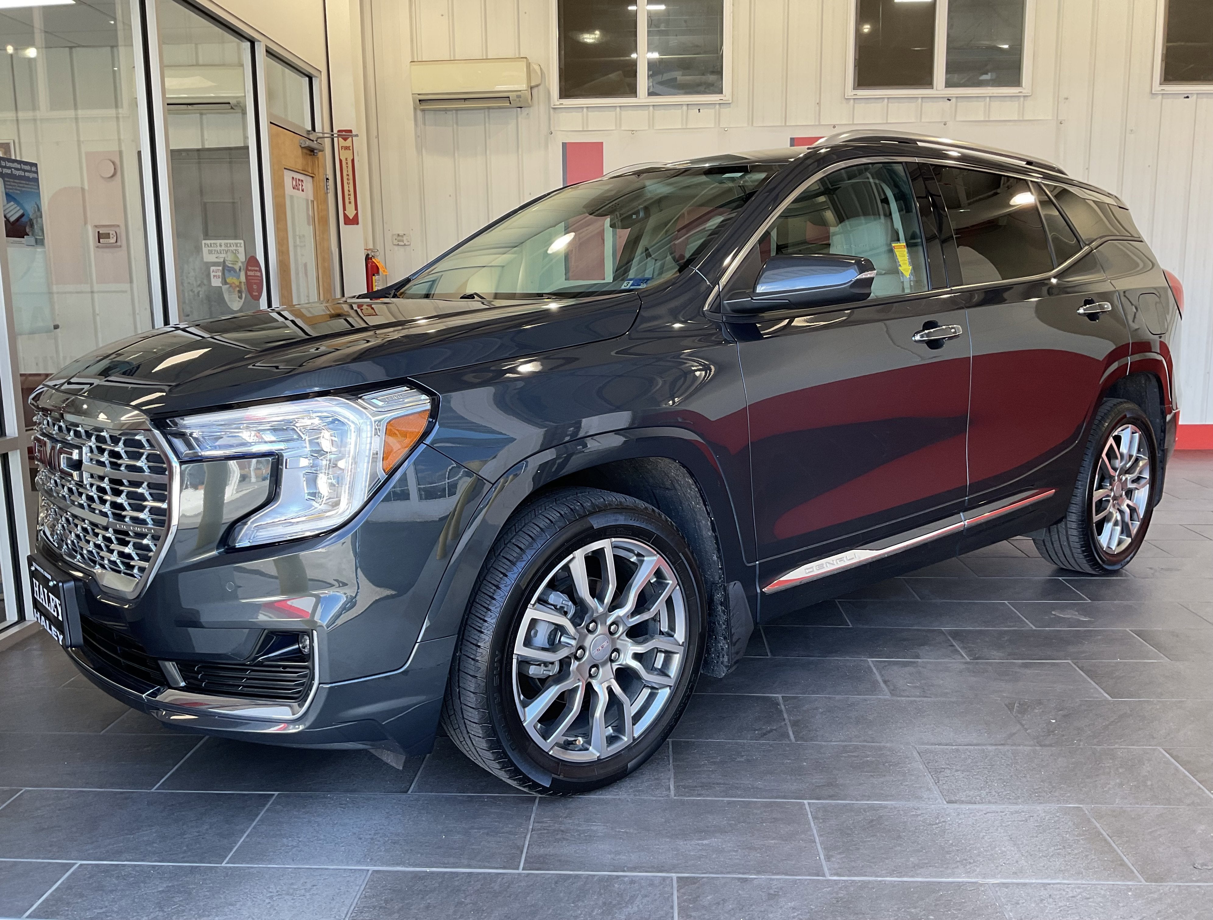 2022 GMC Terrain Denali