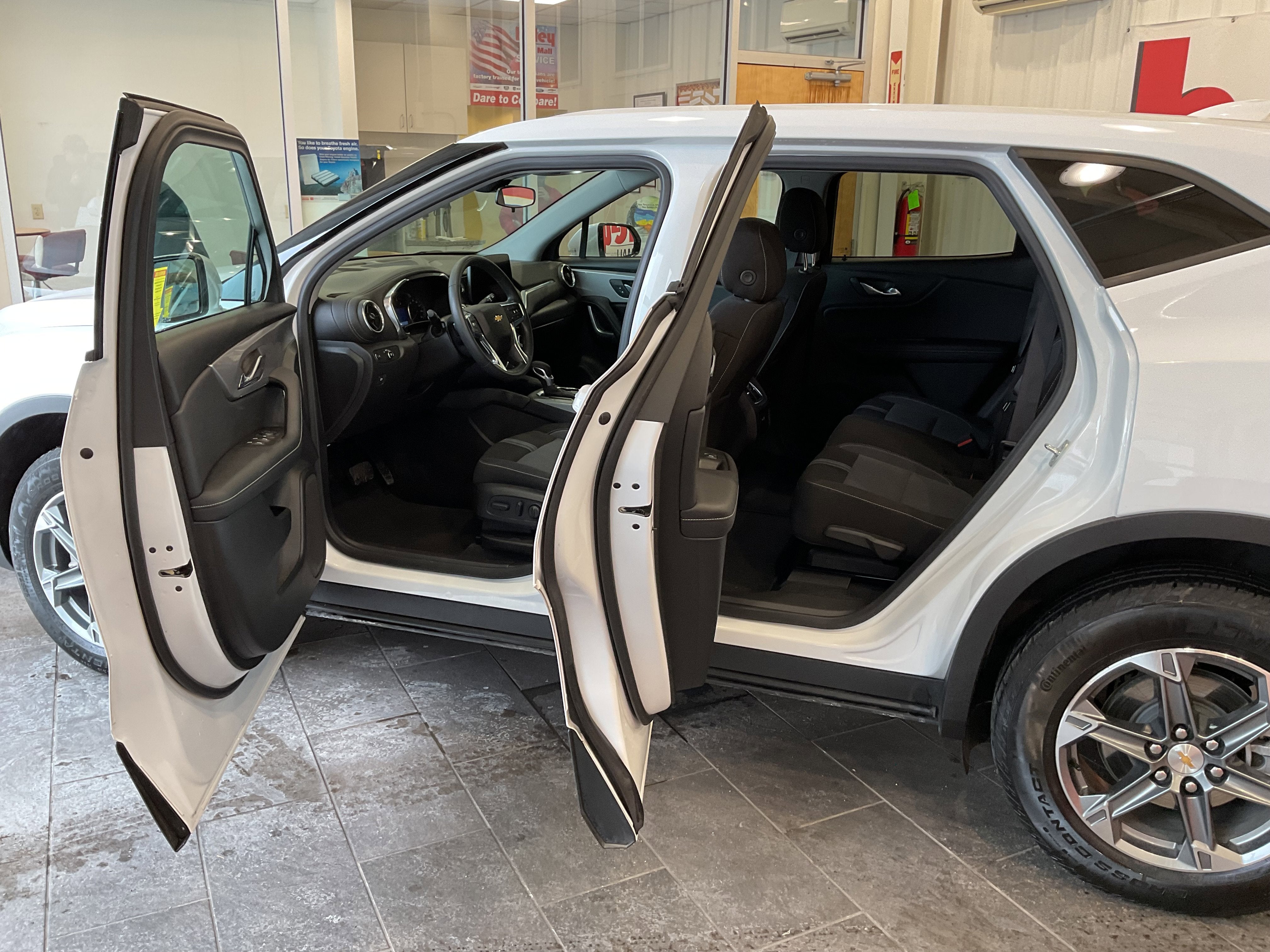 2025 Chevrolet Blazer LT