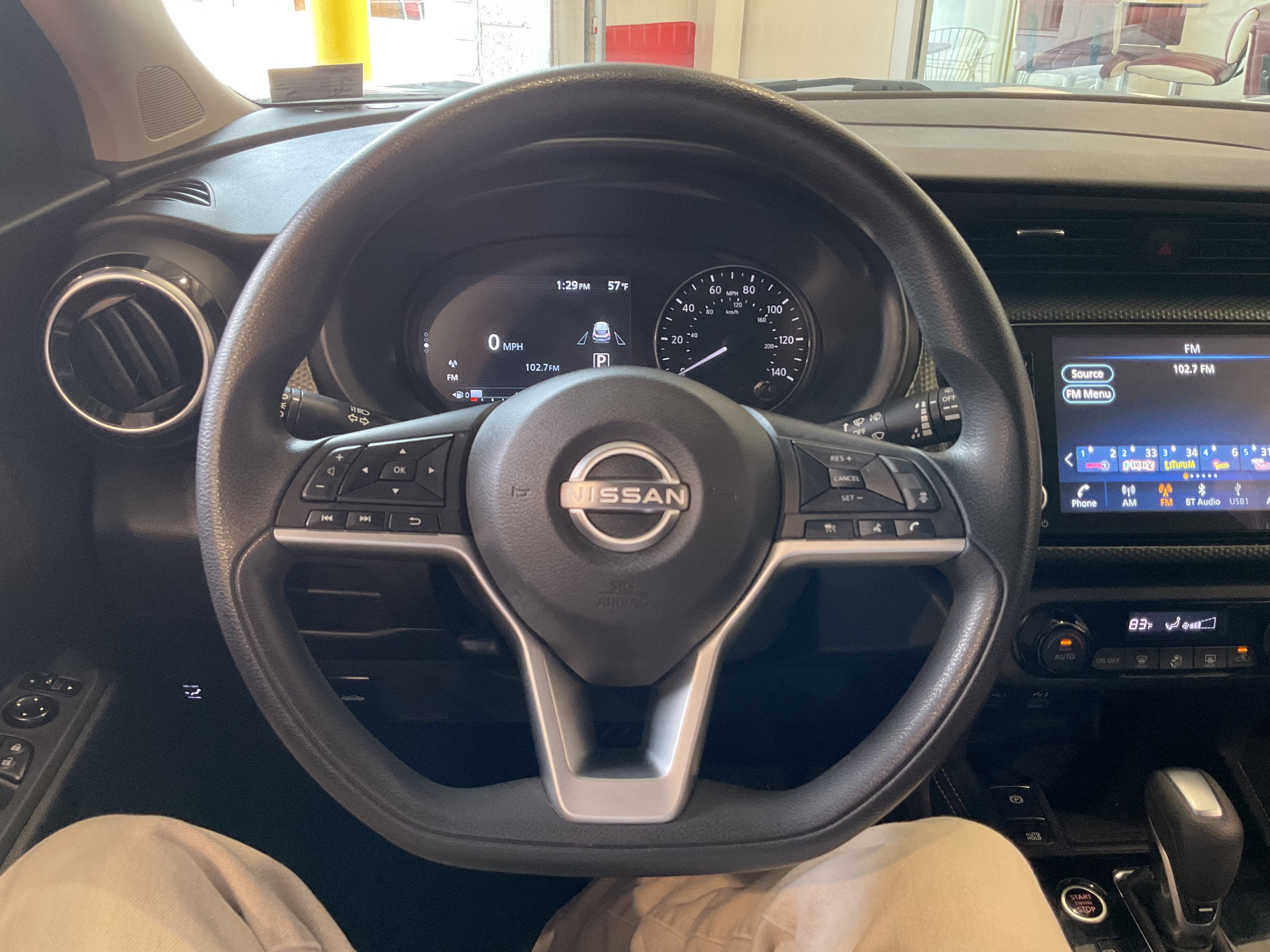 2022 Nissan Kicks SV