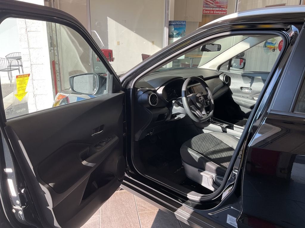 2024 Nissan Kicks SV
