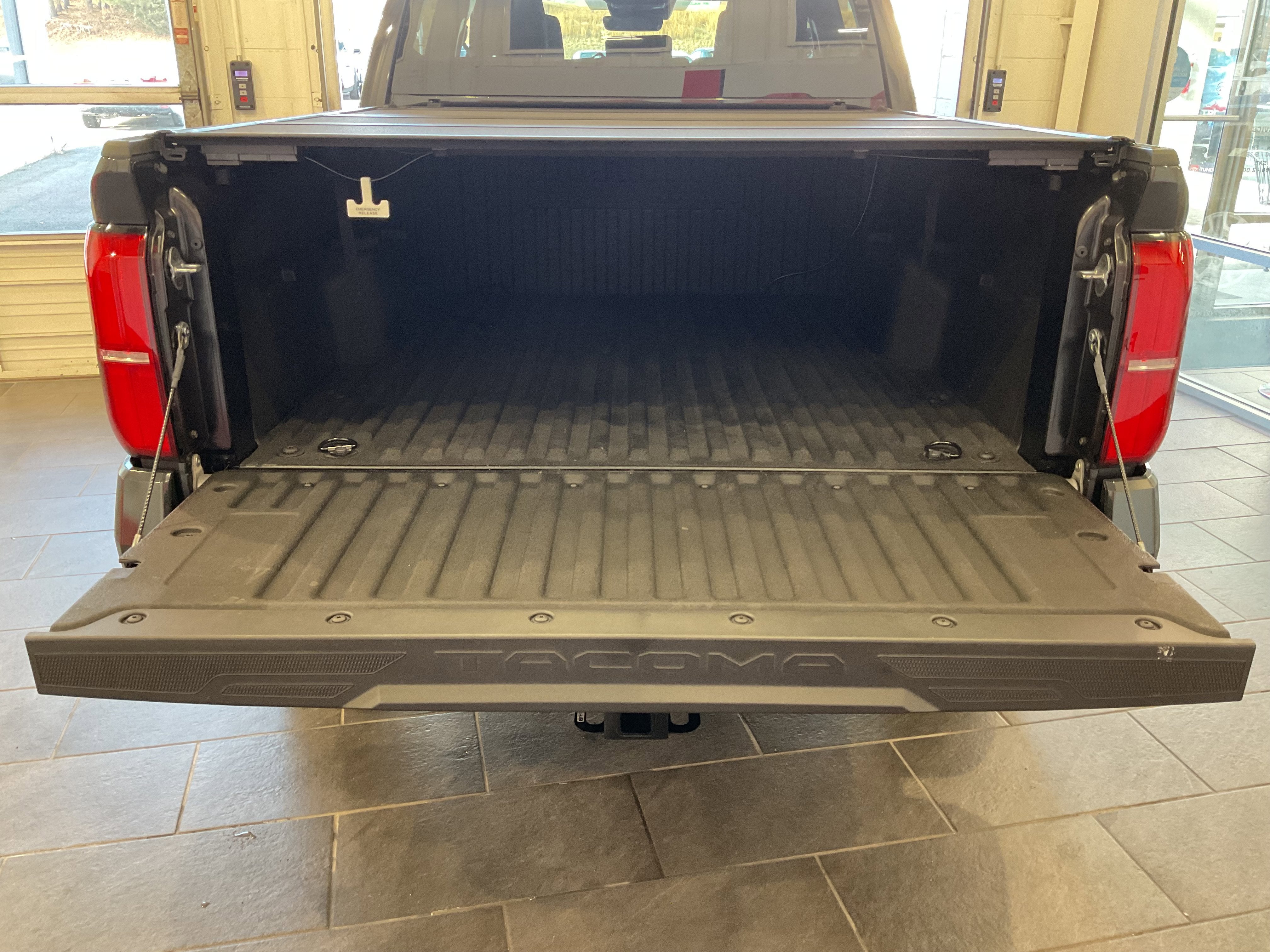 2024 Toyota Tacoma 4WD SR5