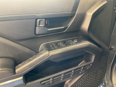 2024 Toyota Tacoma 4WD SR5