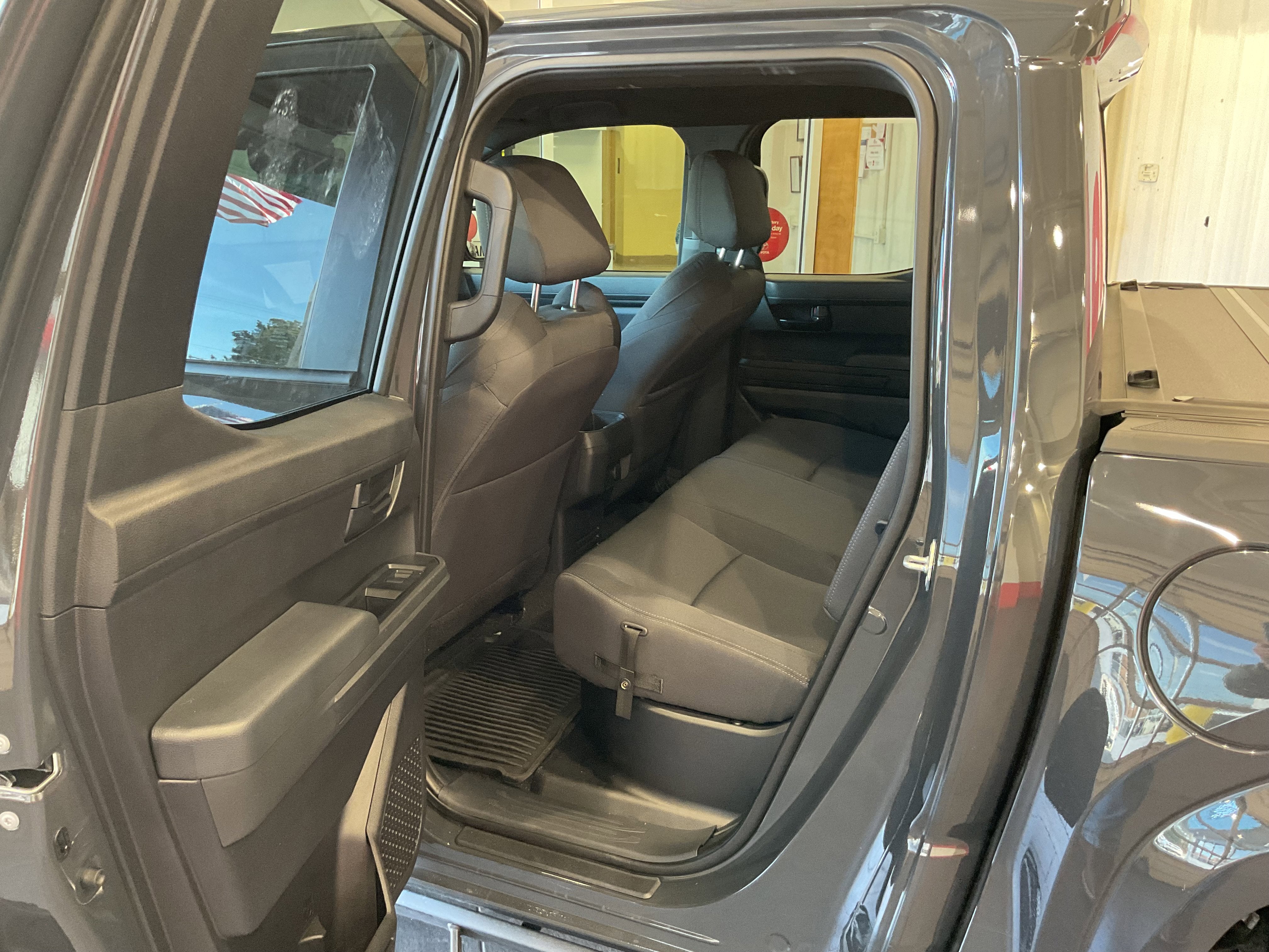 2024 Toyota Tacoma 4WD SR5