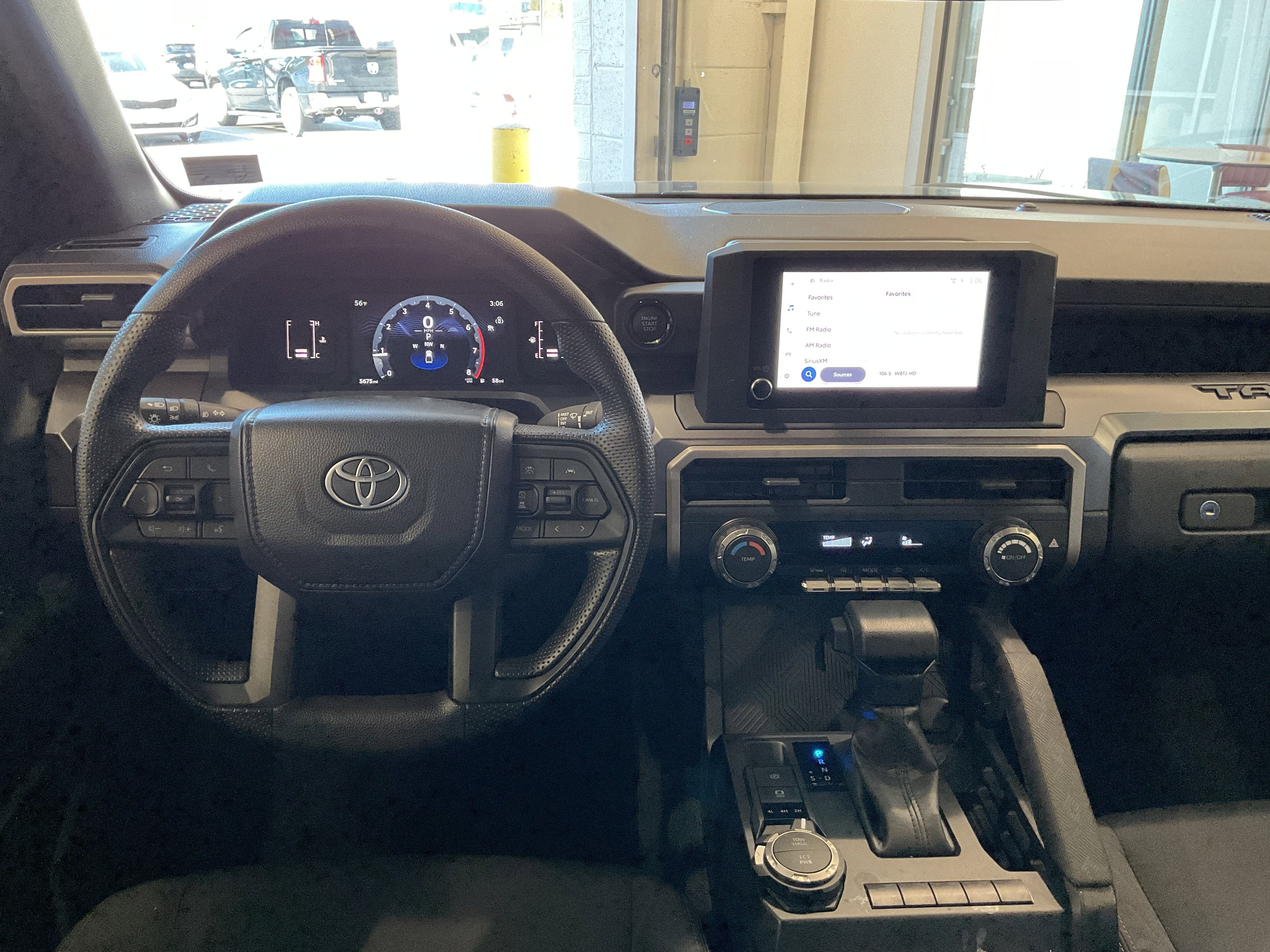 2024 Toyota Tacoma 4WD SR5