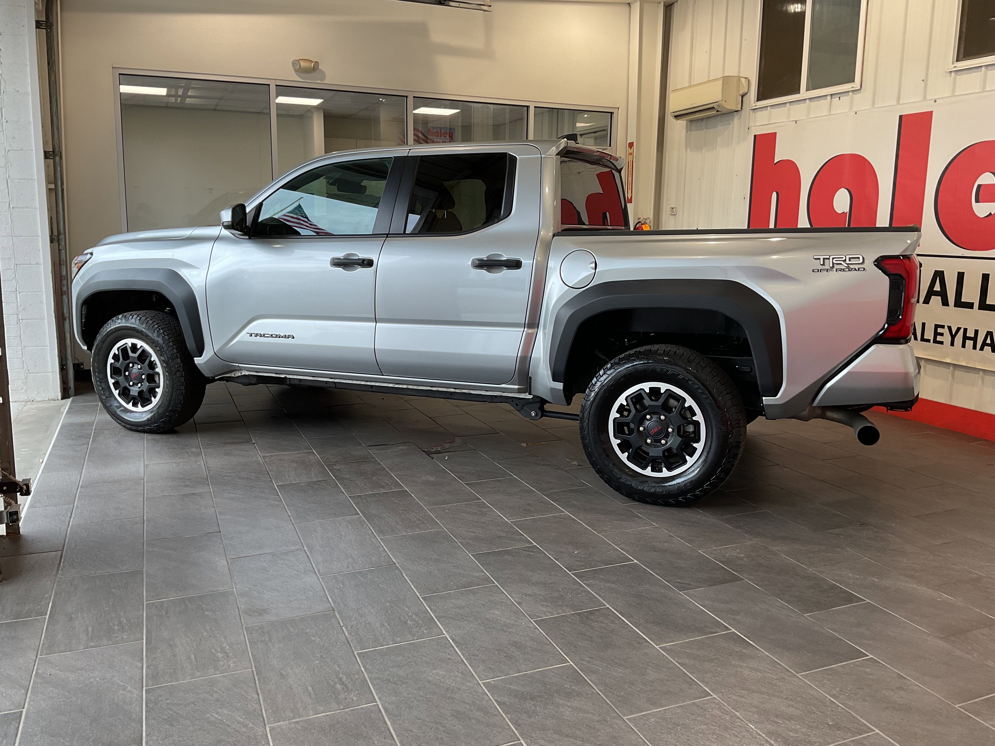 2025 Toyota Tacoma TRD Off Road