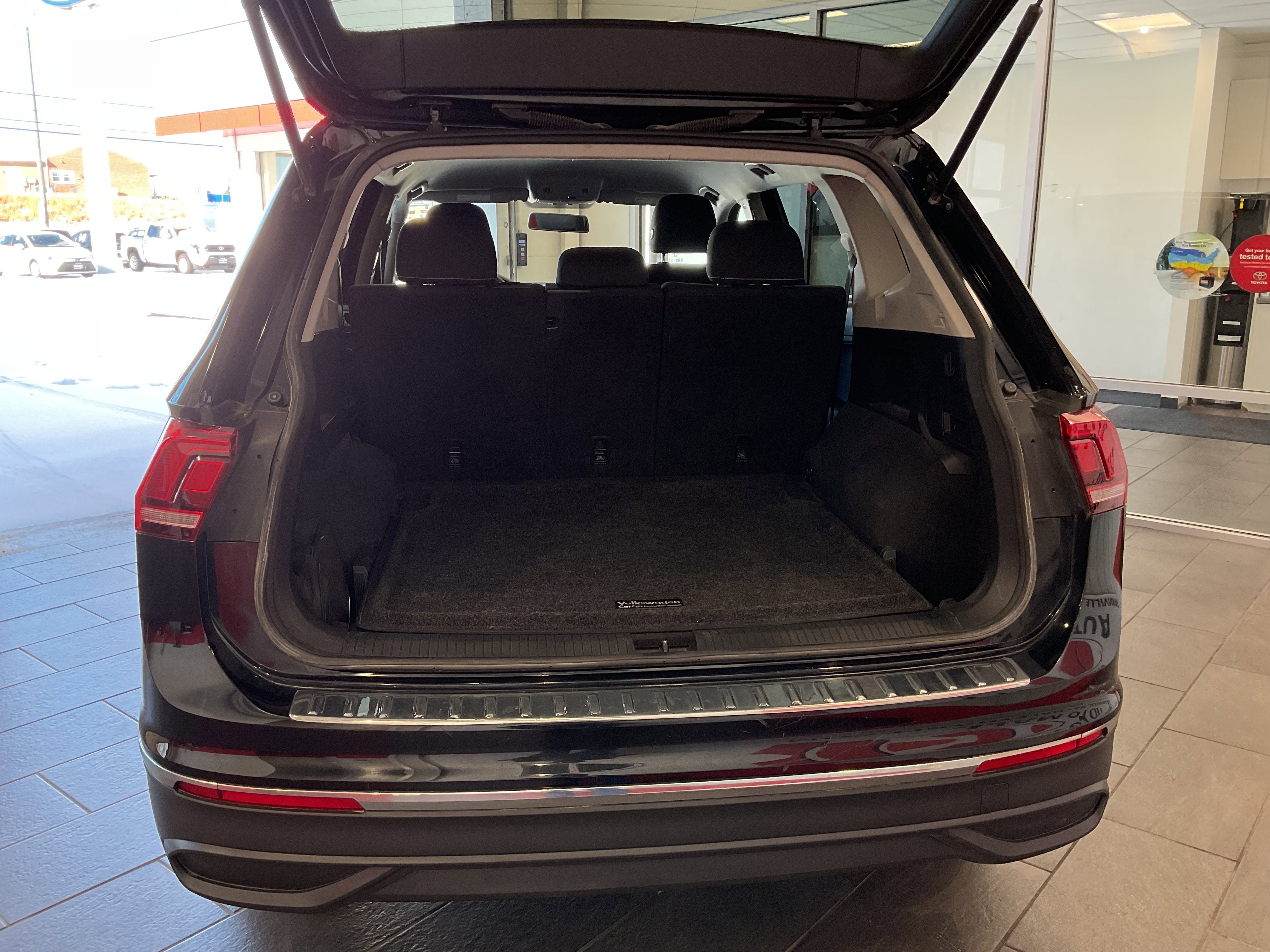 2022 Volkswagen Tiguan S