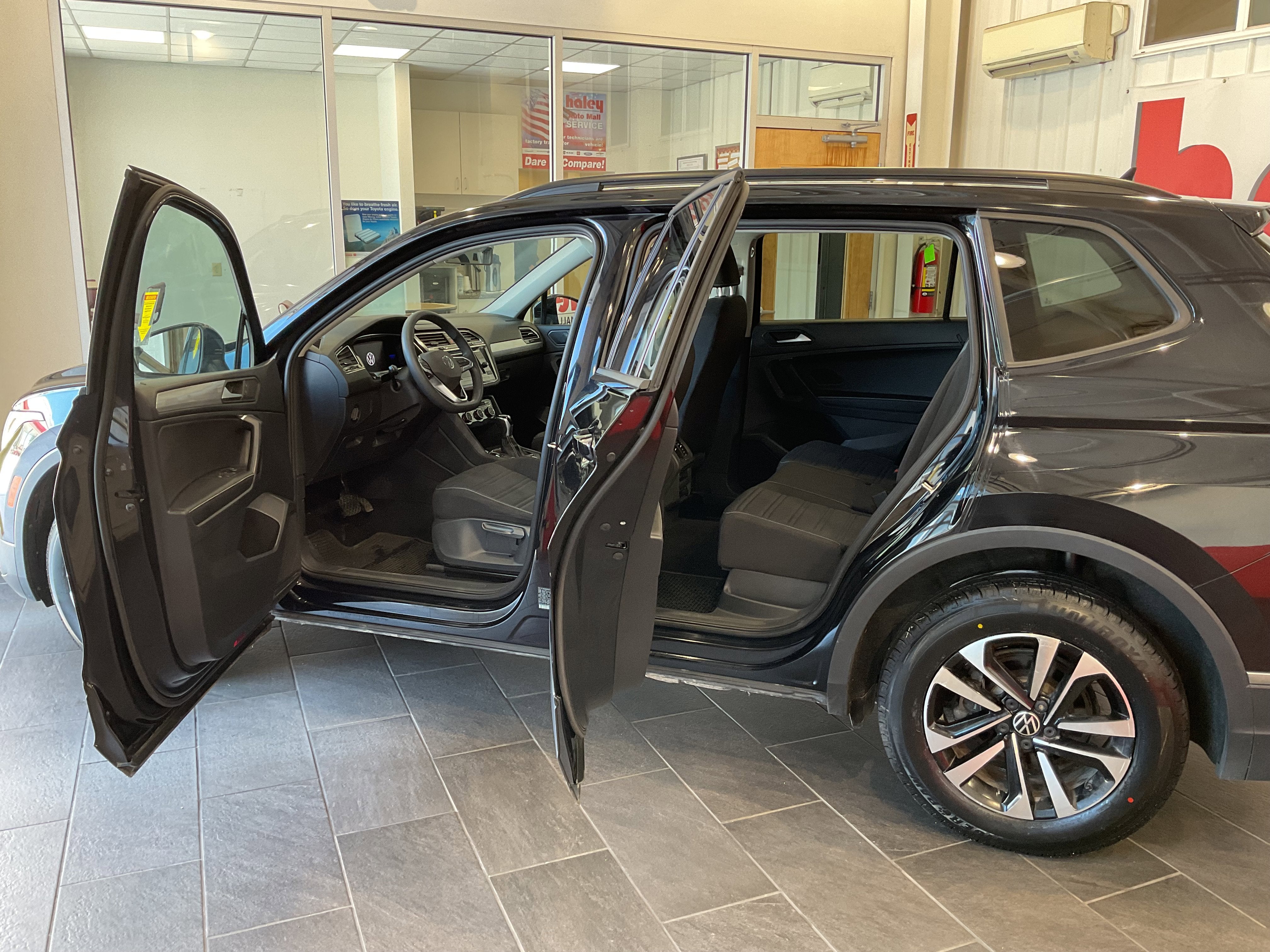 2022 Volkswagen Tiguan S