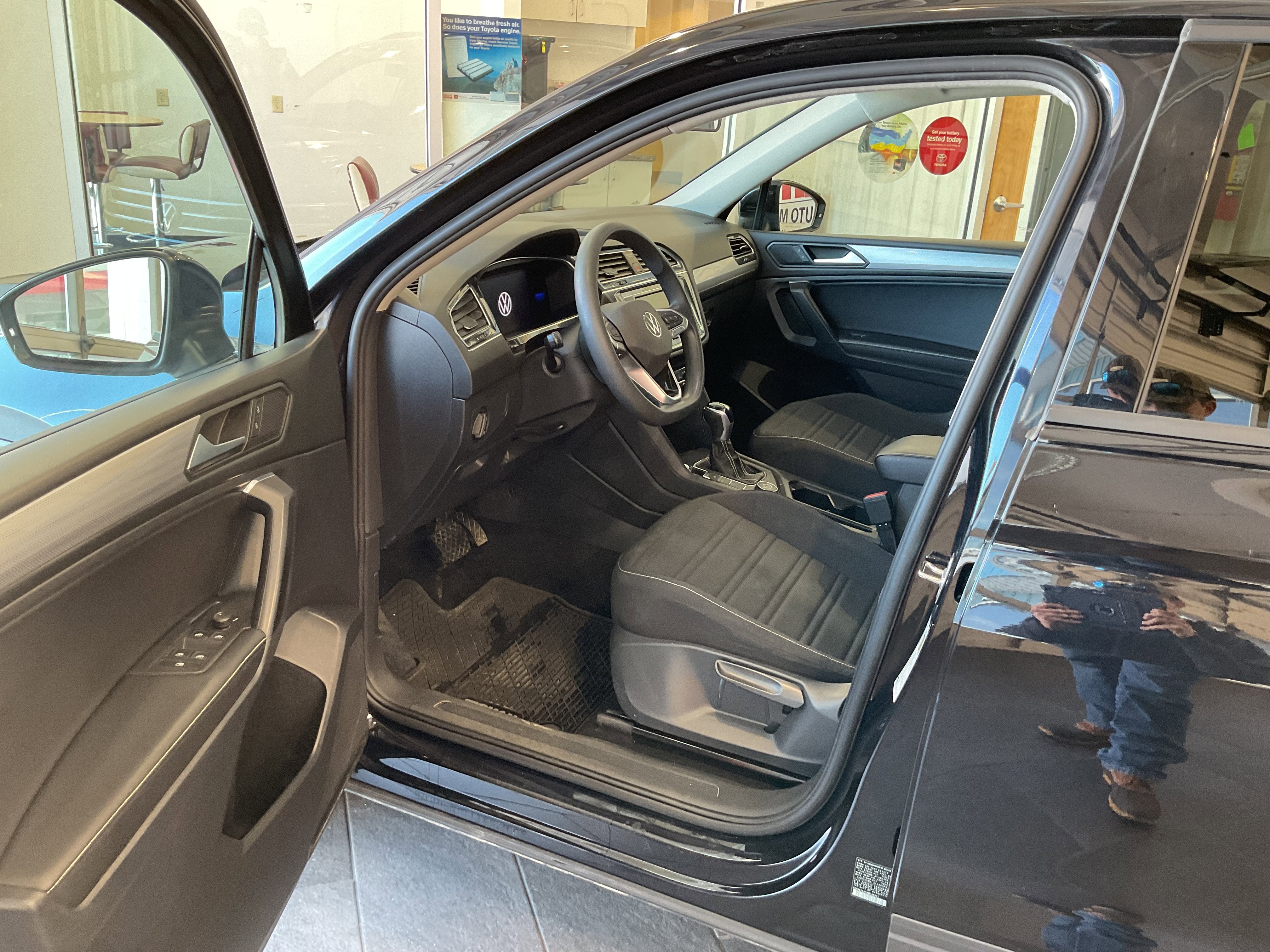 2022 Volkswagen Tiguan S